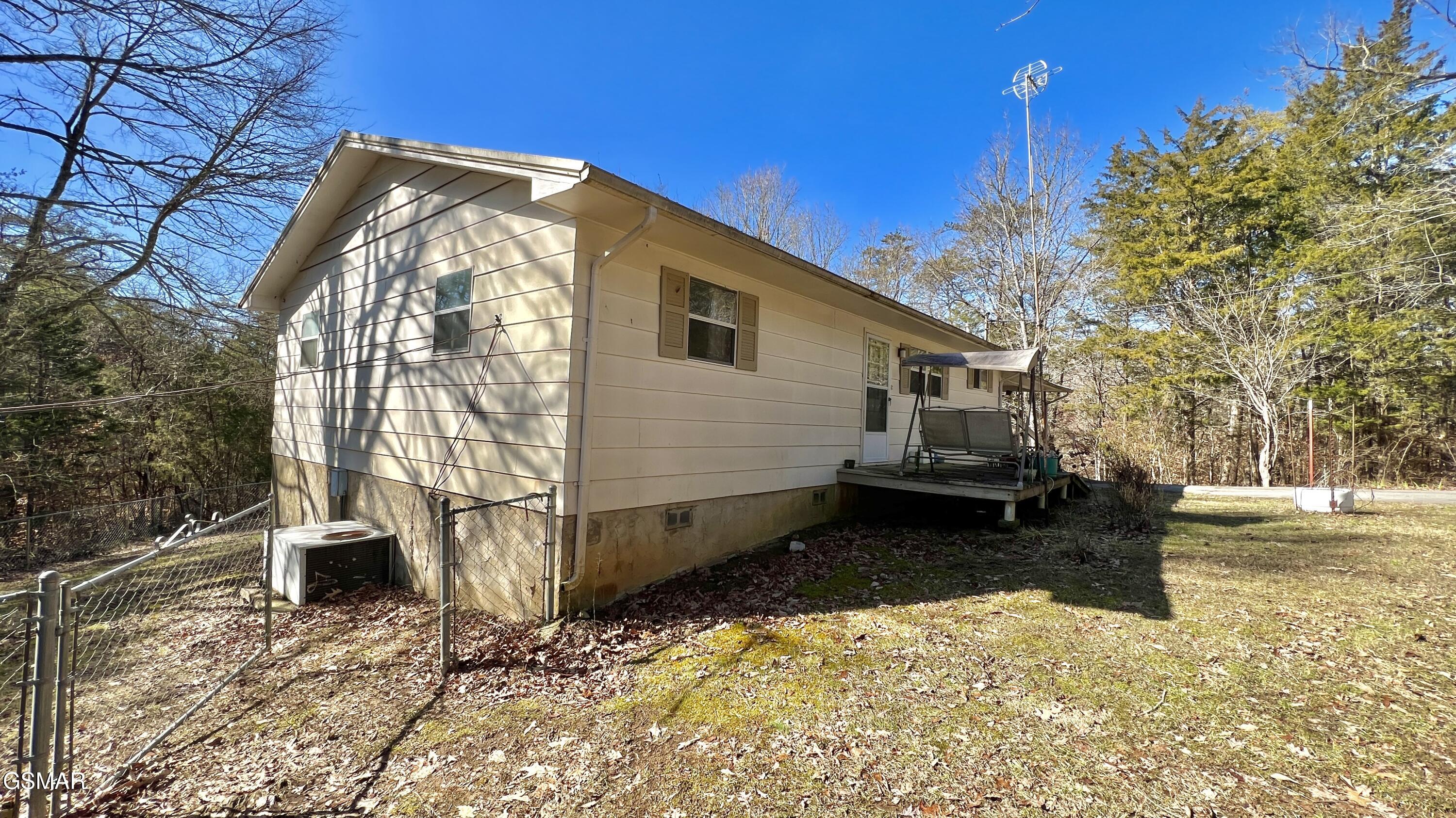1803 Elkins Road Kodak TN 37764