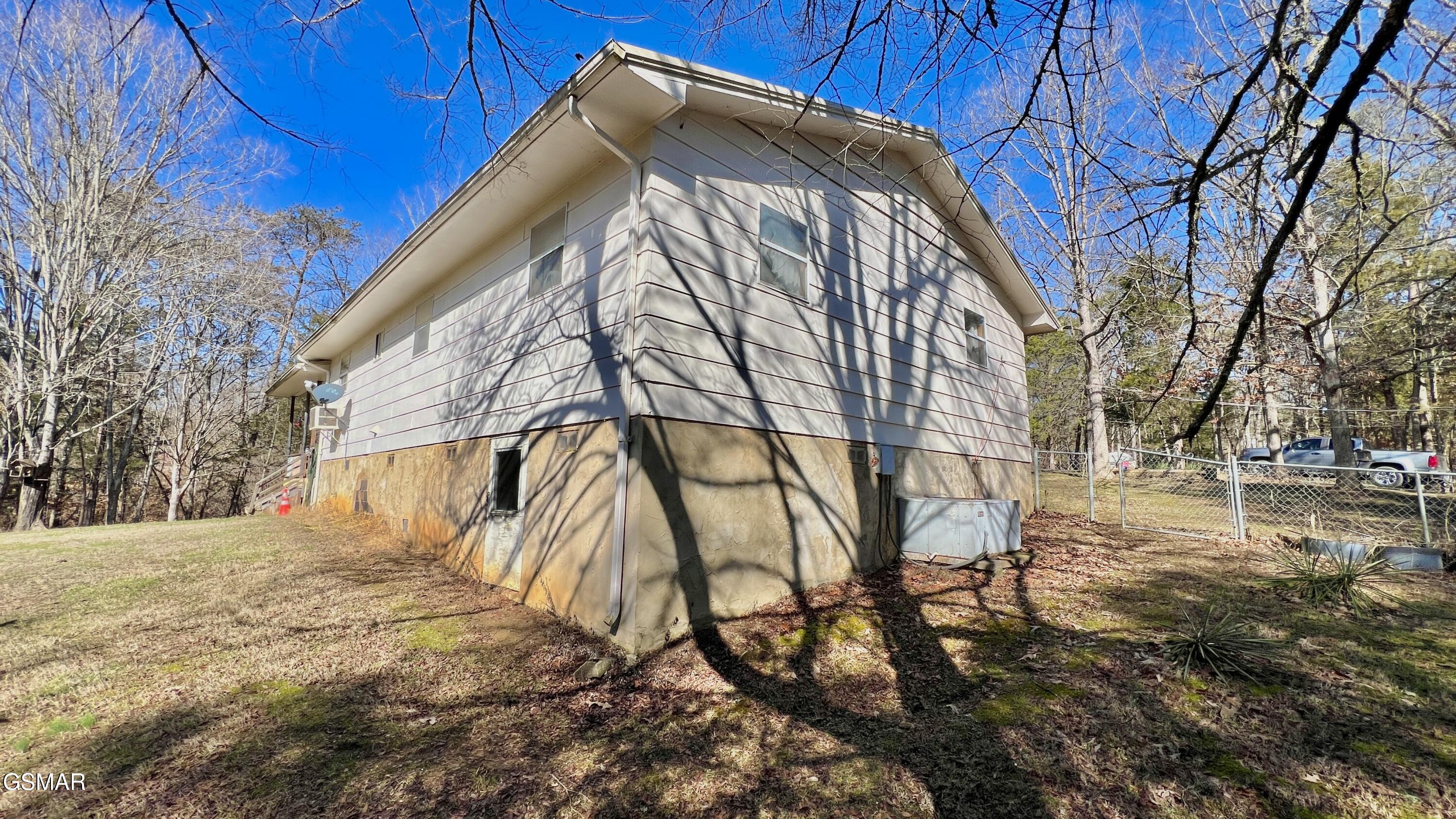 1803 Elkins Road Kodak TN 37764