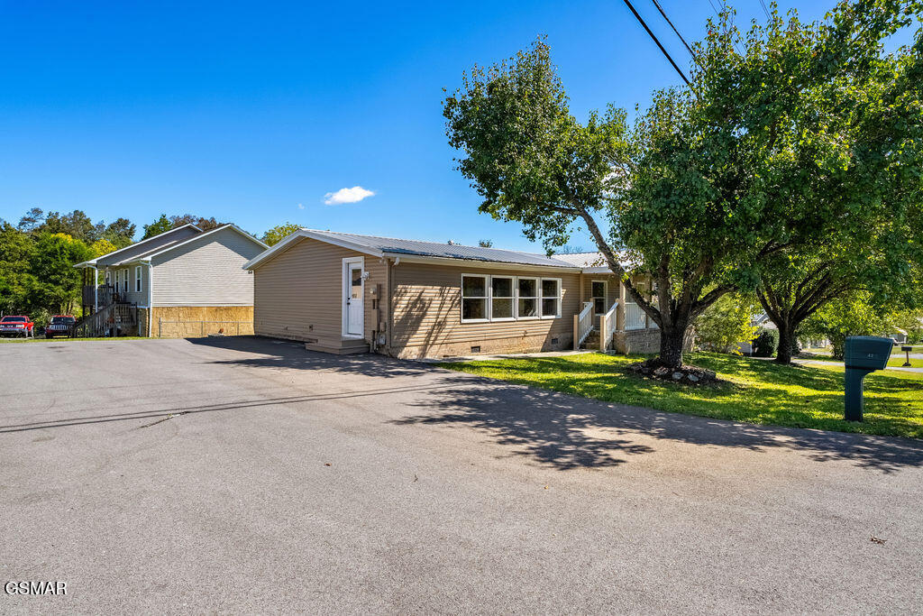 234 Red Bud Lane Sevierville TN 37876