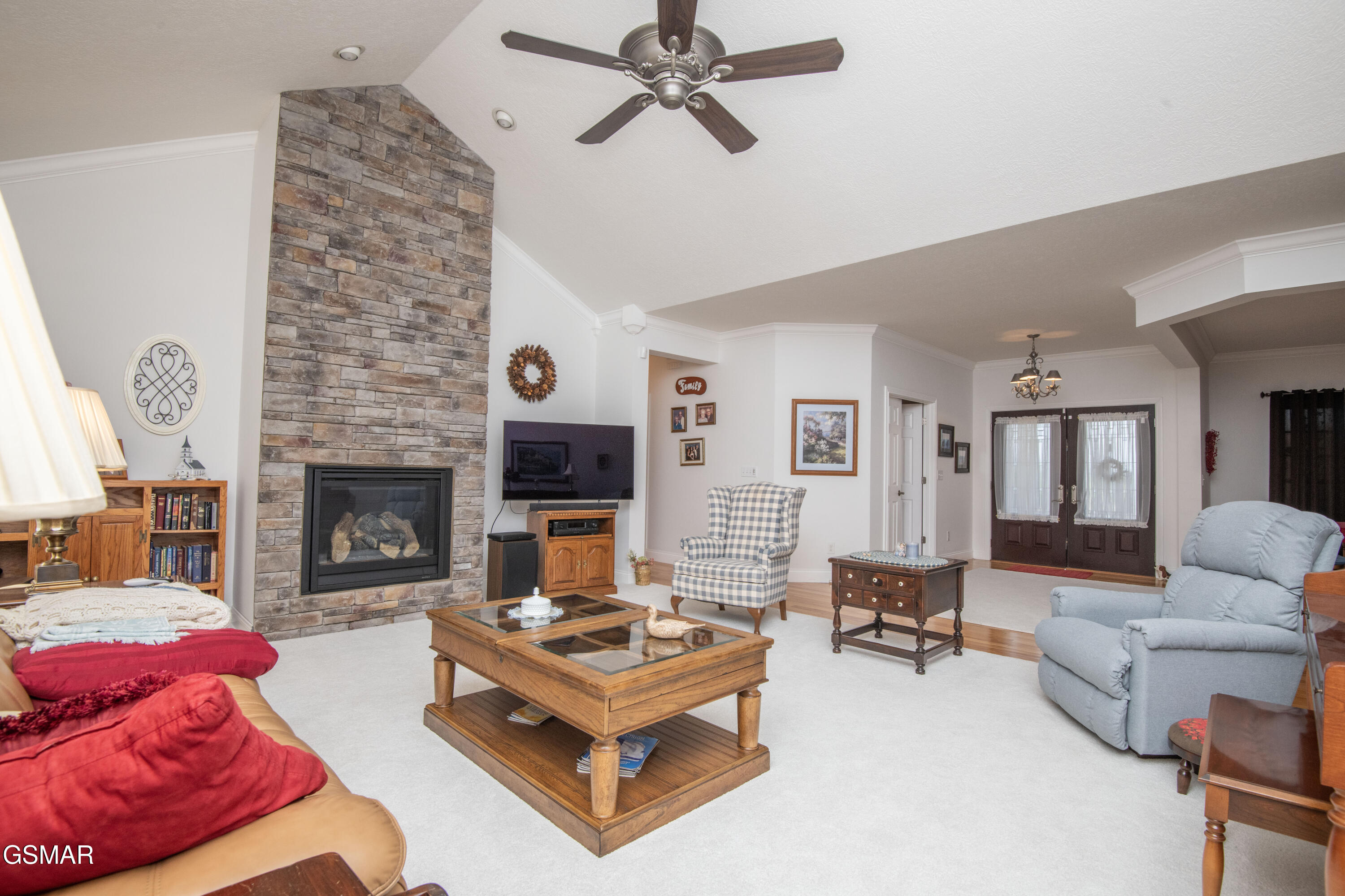 1435 Instrumental Avenue Sevierville TN 37876