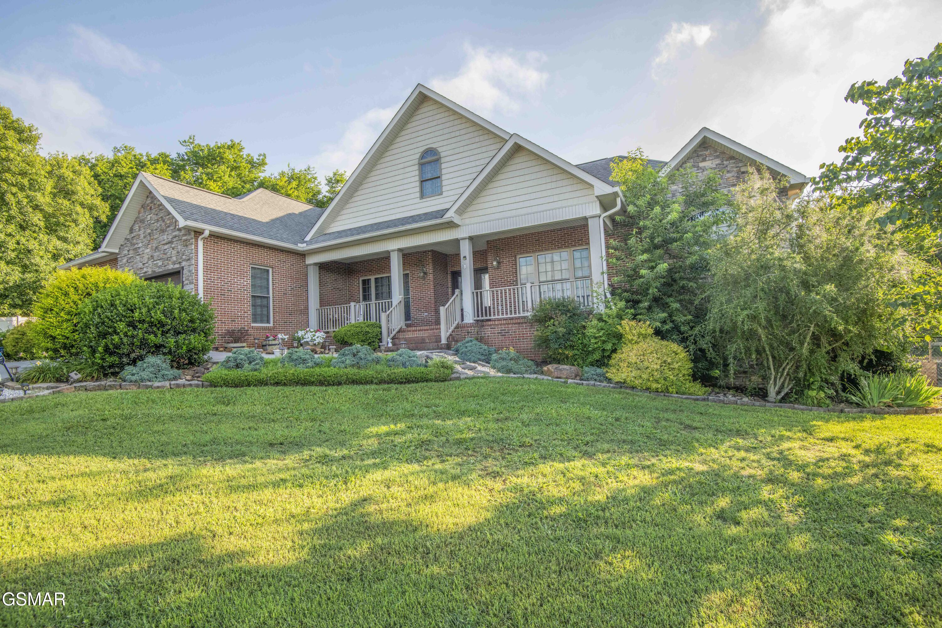 1435 Instrumental Avenue Sevierville TN 37876