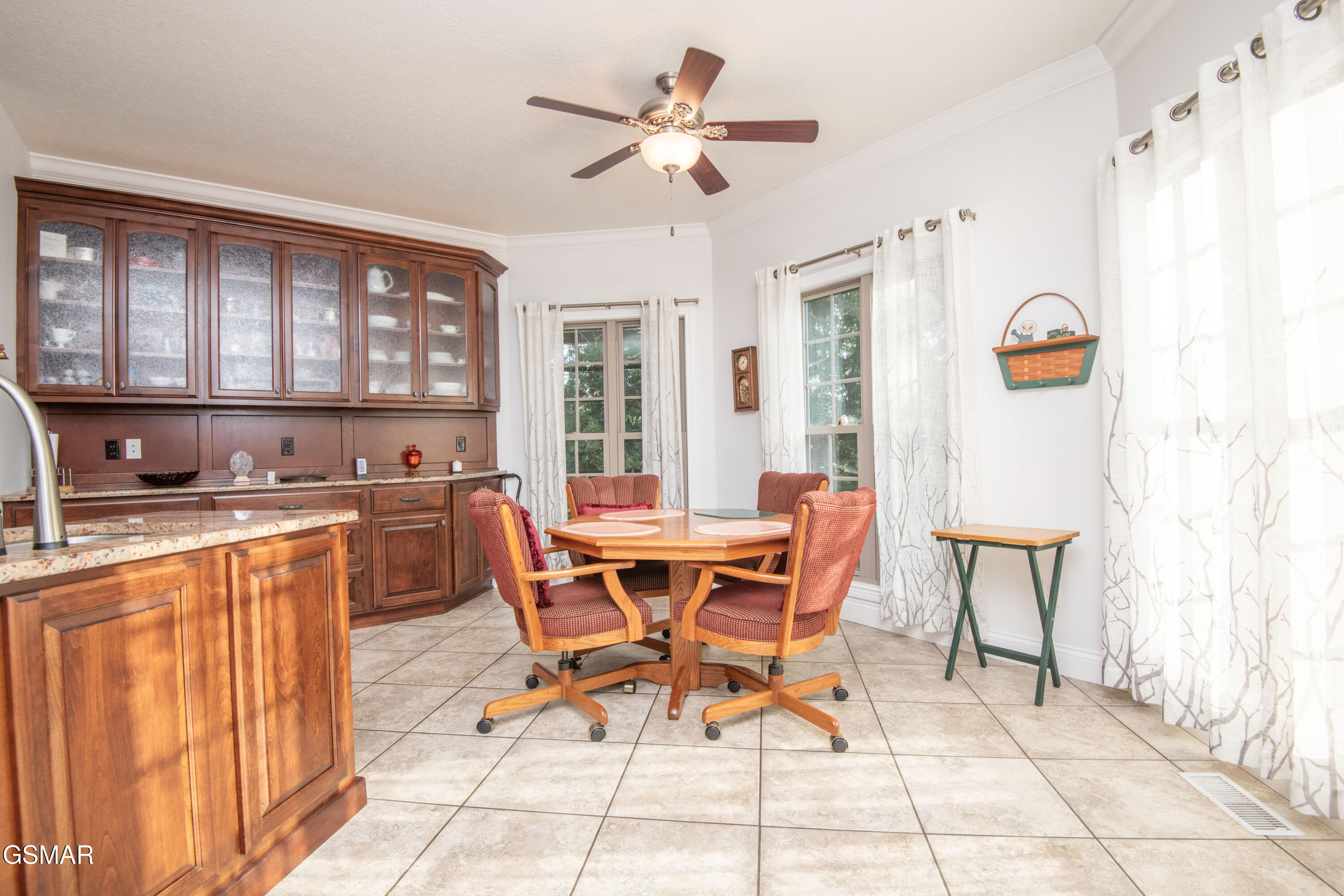 1435 Instrumental Avenue Sevierville TN 37876