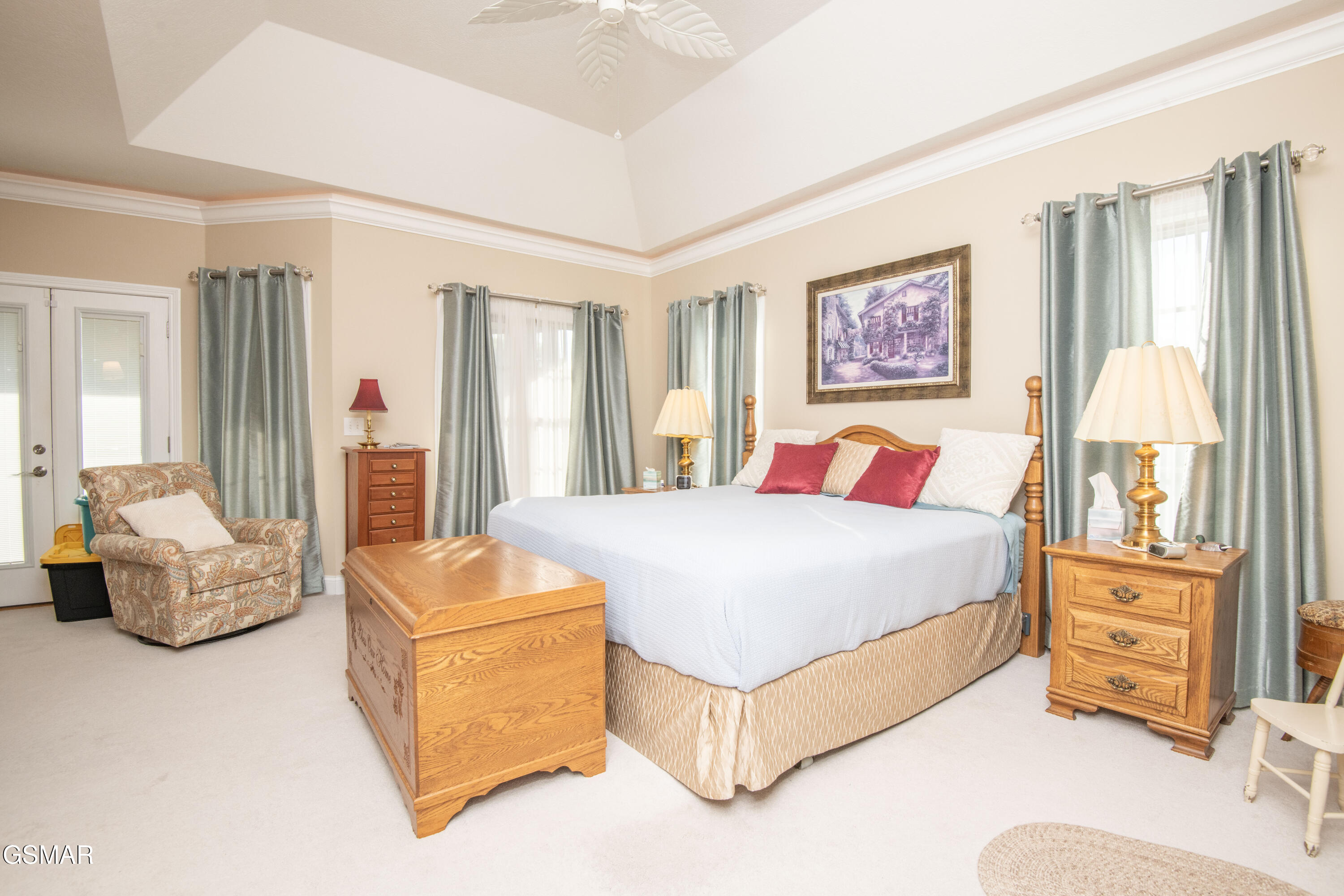 1435 Instrumental Avenue Sevierville TN 37876