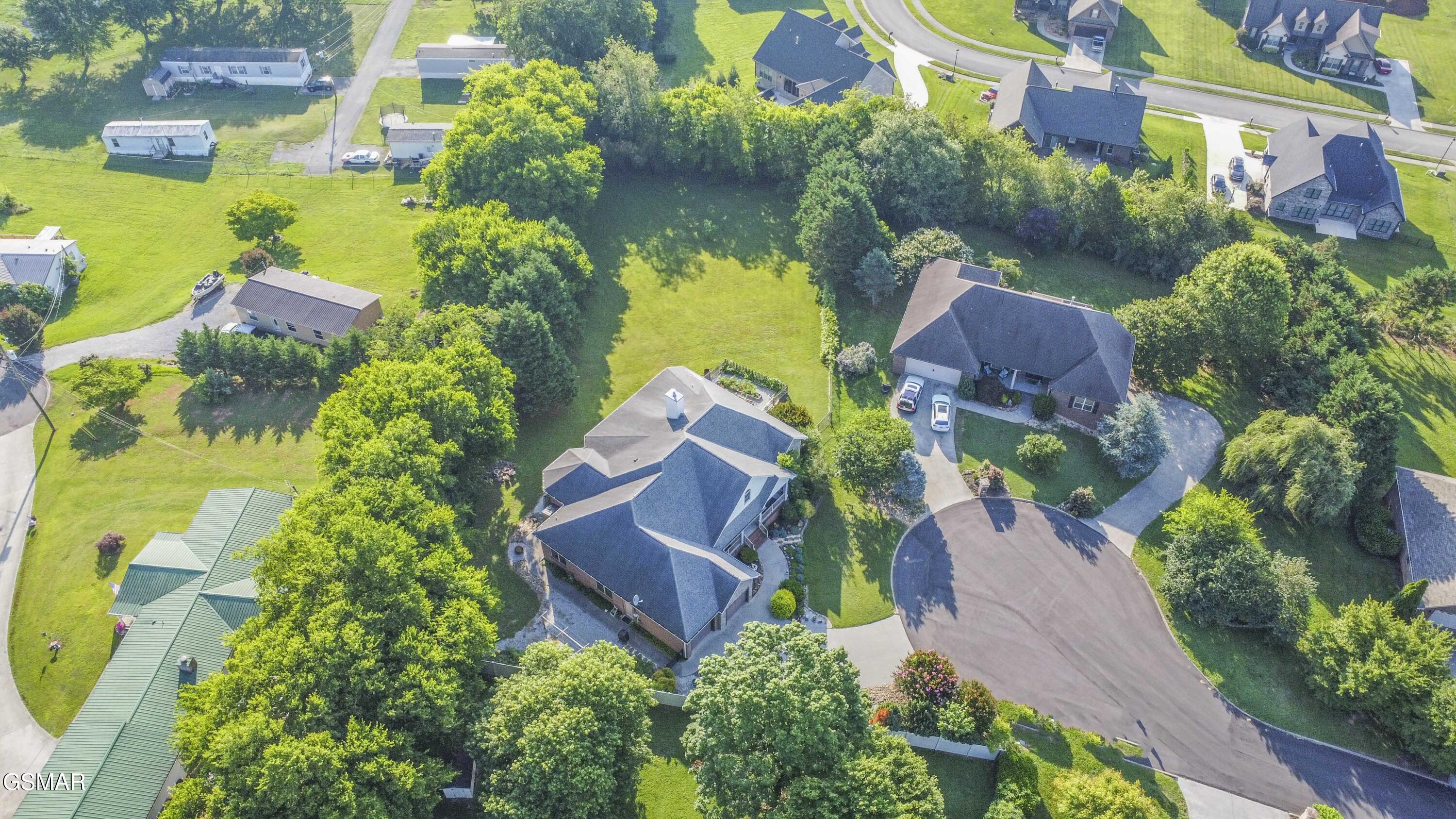 1435 Instrumental Avenue Sevierville TN 37876