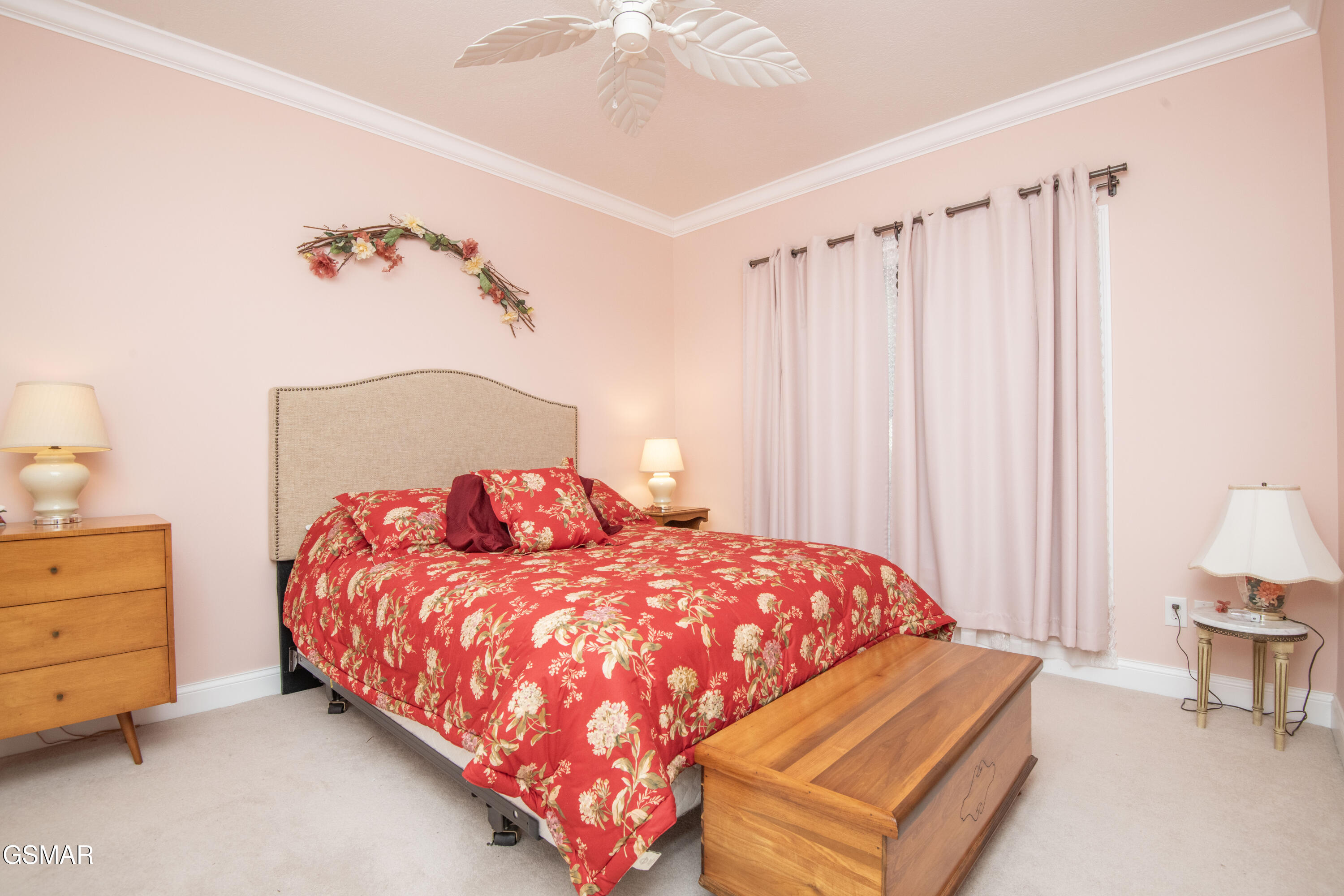 1435 Instrumental Avenue Sevierville TN 37876