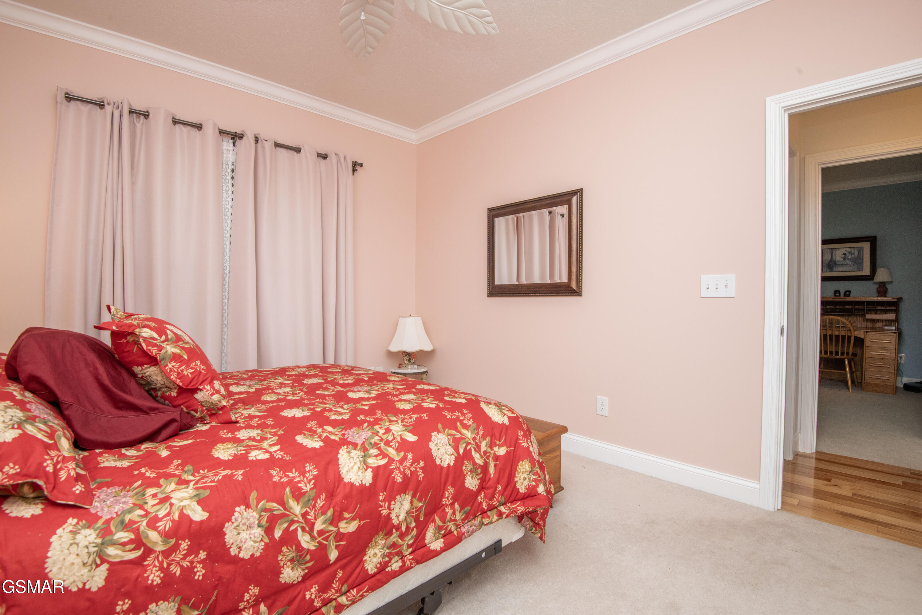 1435 Instrumental Avenue Sevierville TN 37876
