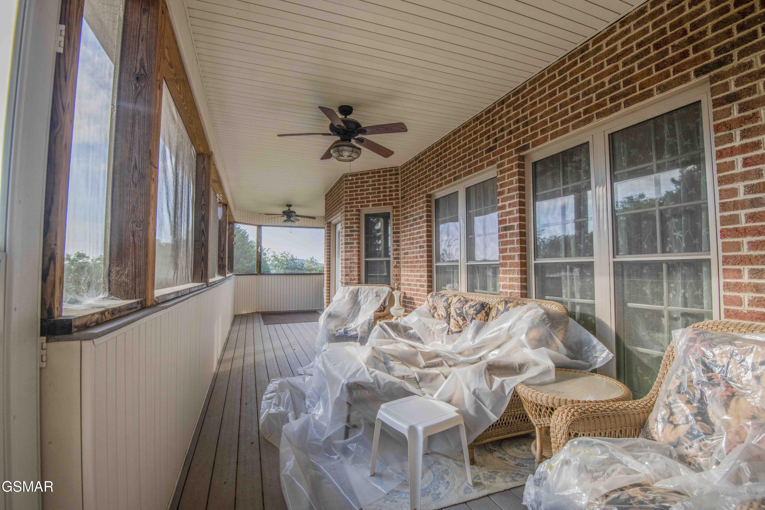 1435 Instrumental Avenue Sevierville TN 37876