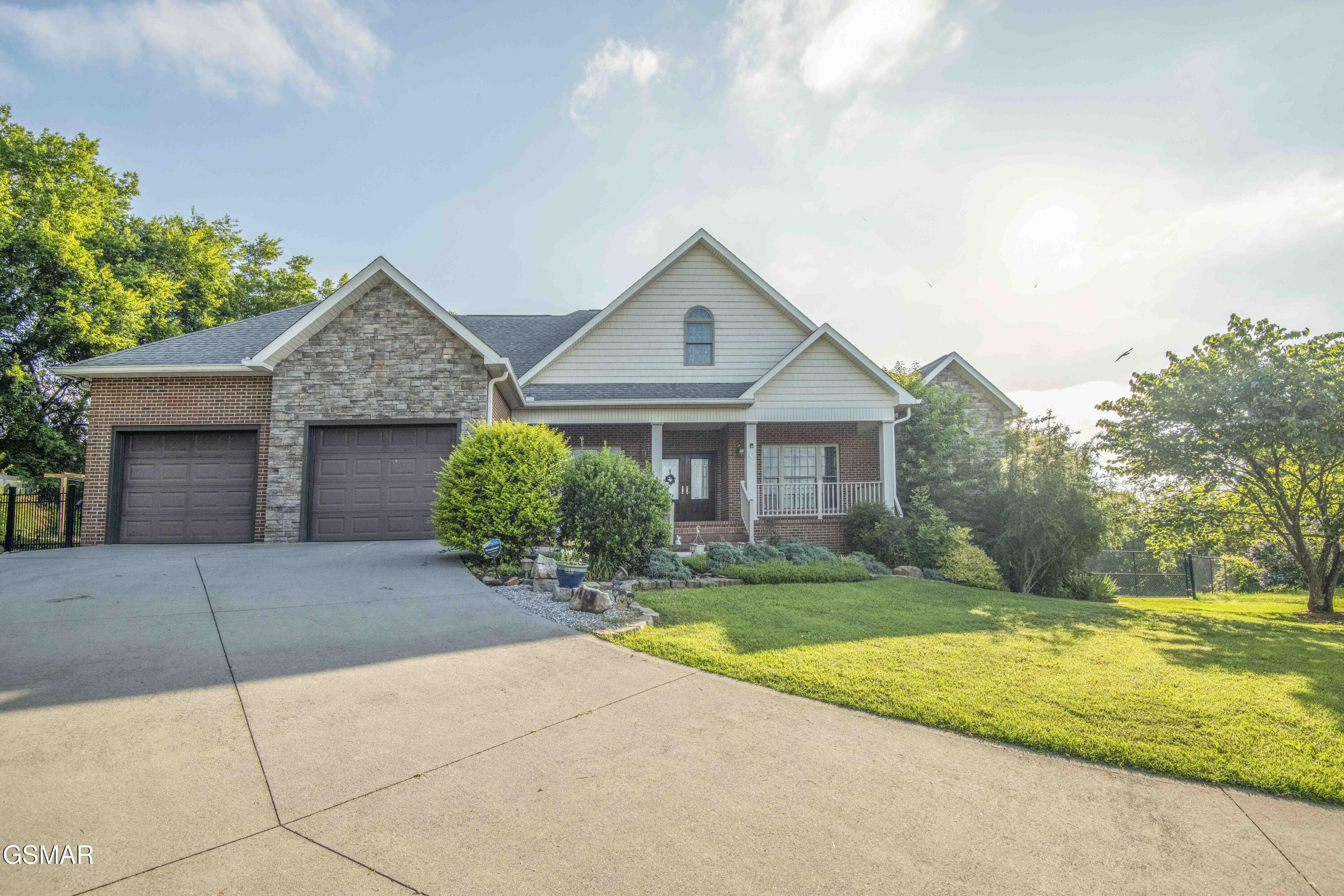 1435 Instrumental Avenue Sevierville TN 37876