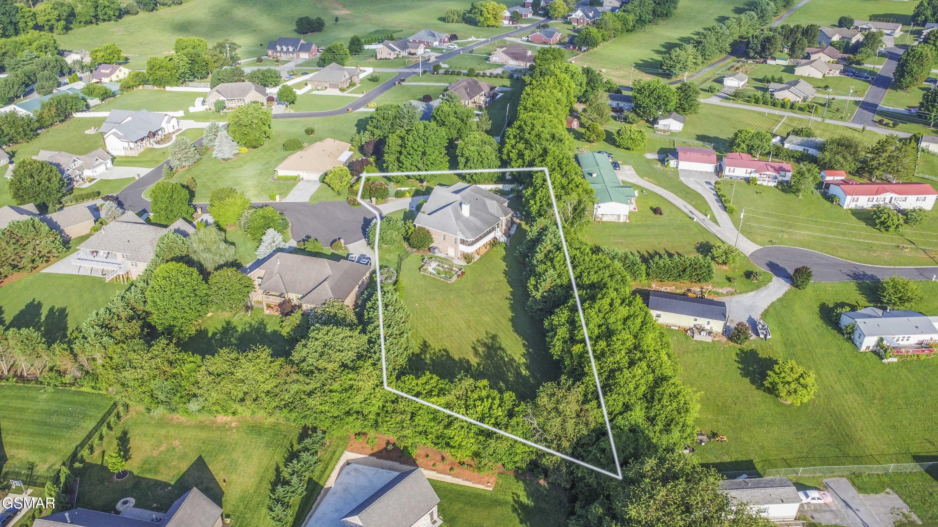 1435 Instrumental Avenue Sevierville TN 37876