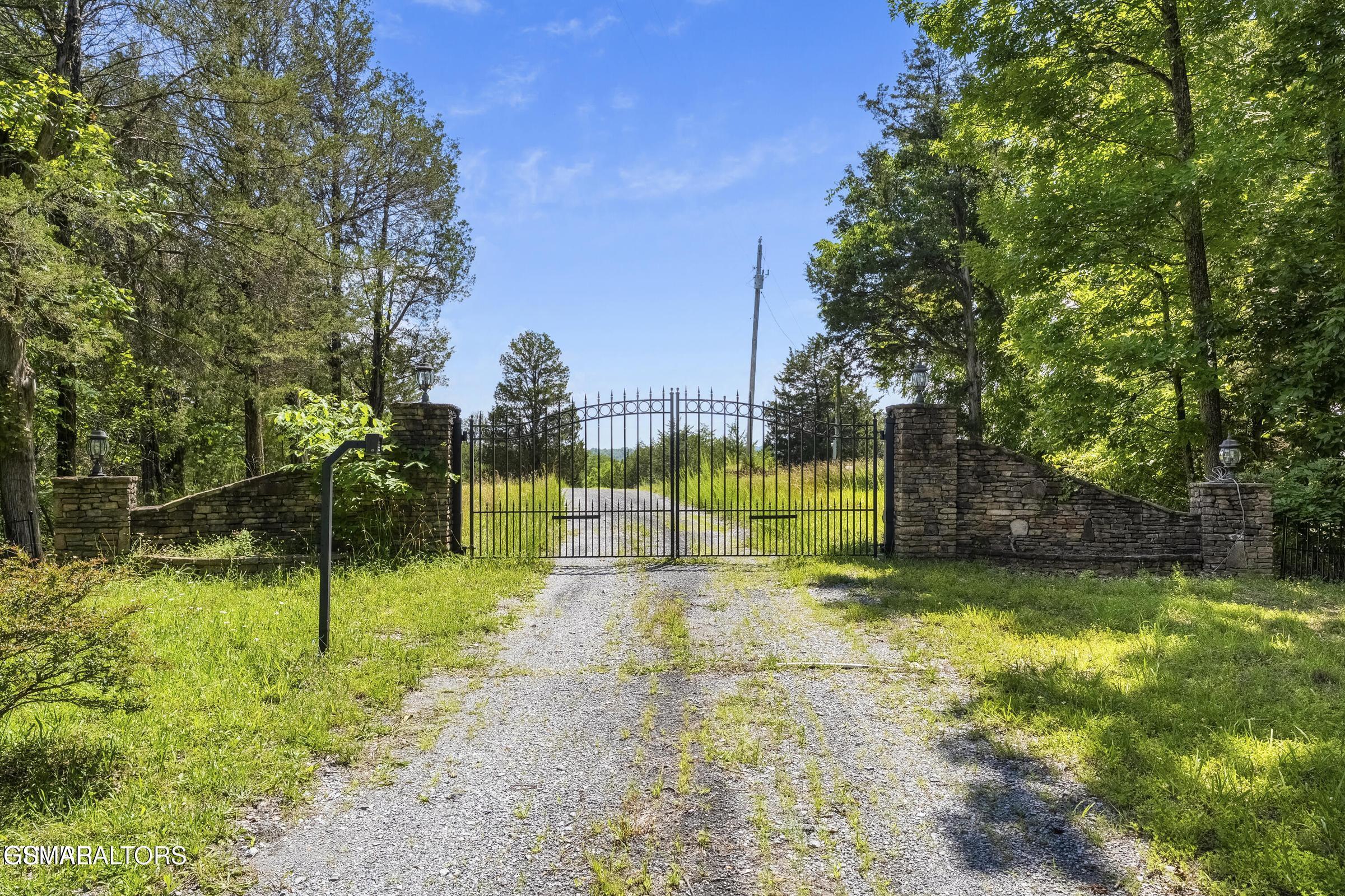 3850 Mcdonald Way Sevierville TN 37876
