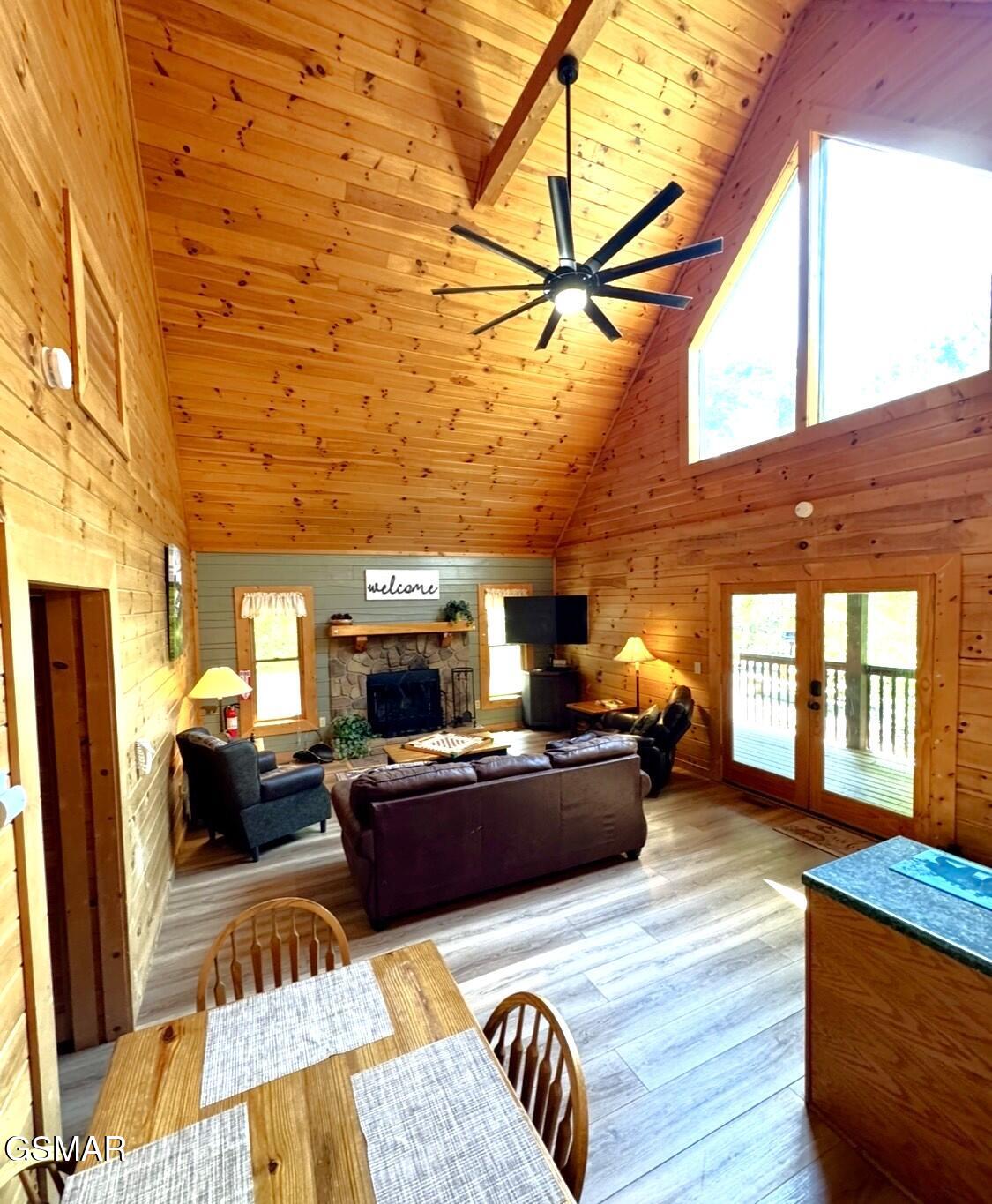 1134 Carroll Hill Lane Sevierville TN 37876