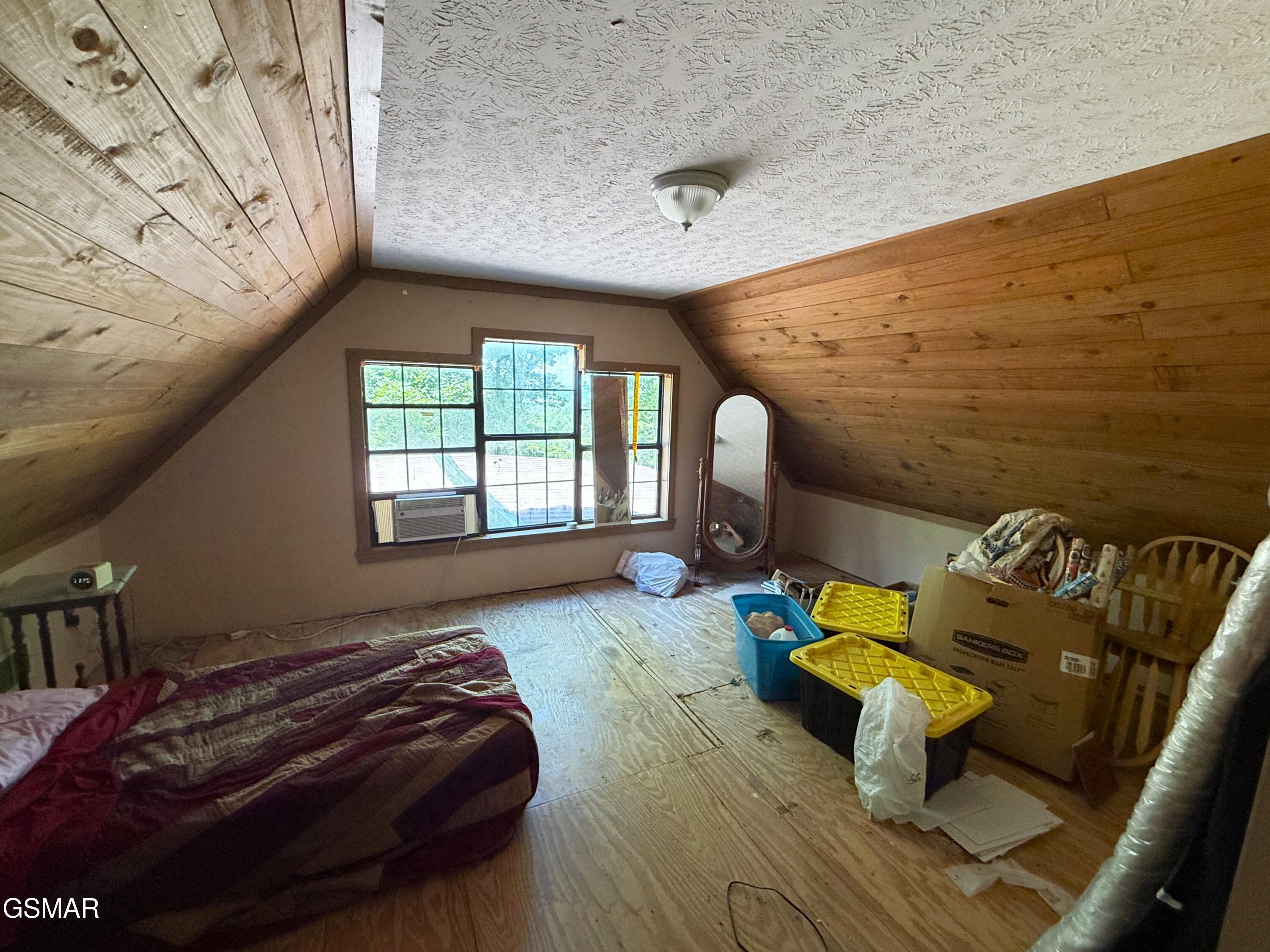 1040 Sturmhaben Way Newport TN 37821