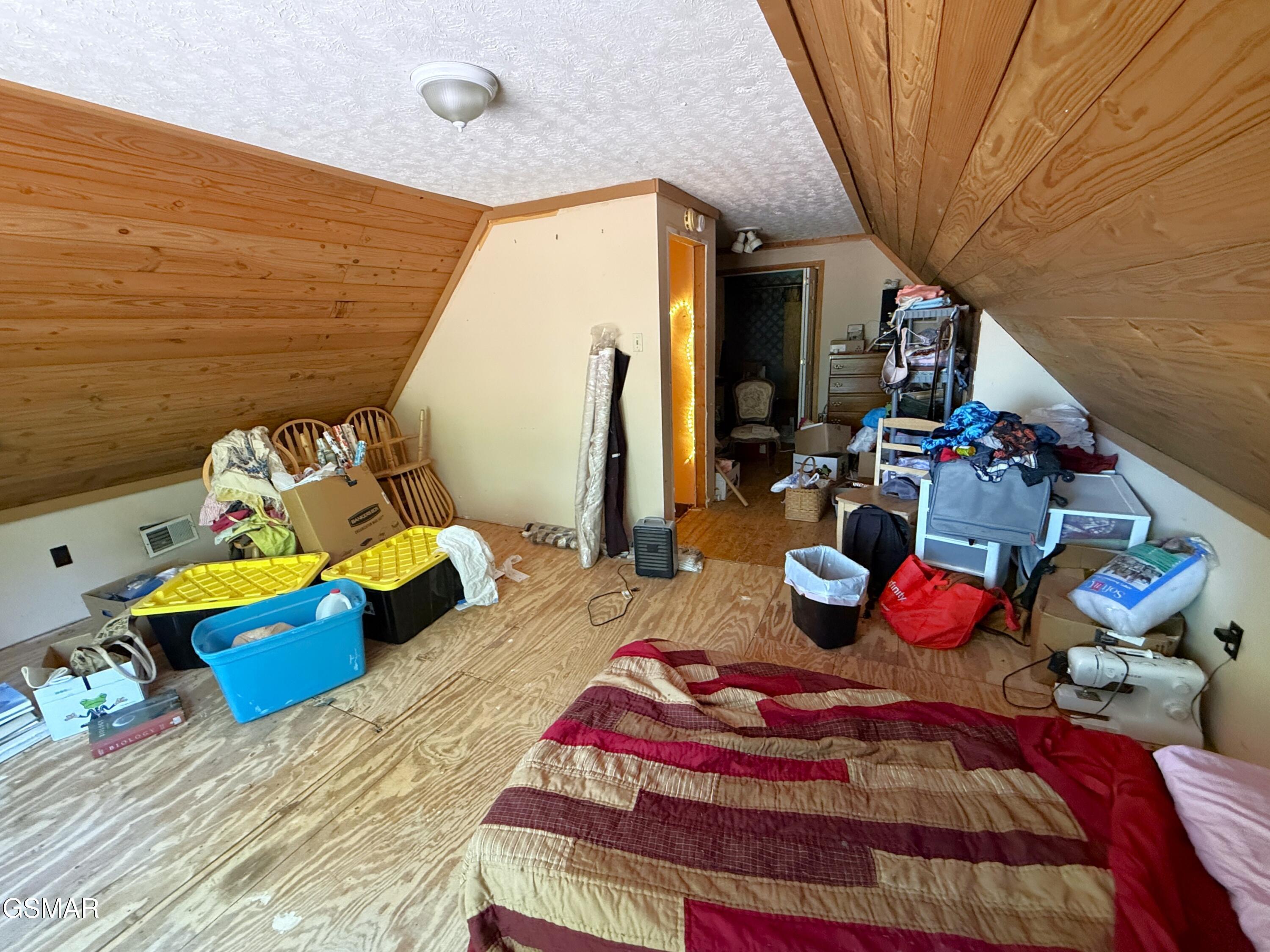 1040 Sturmhaben Way Newport TN 37821