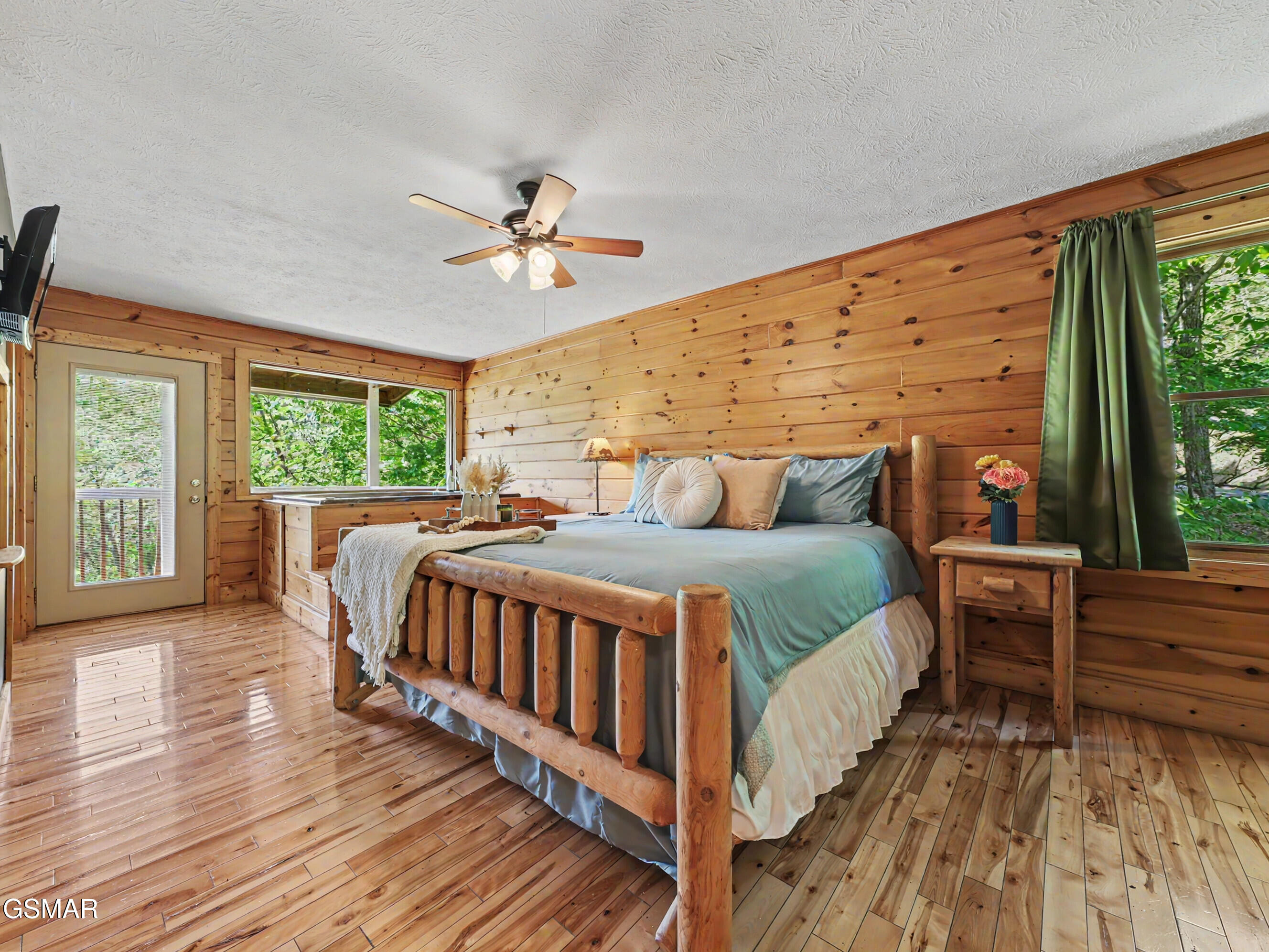 439 Ridgeline Way Gatlinburg TN 37738