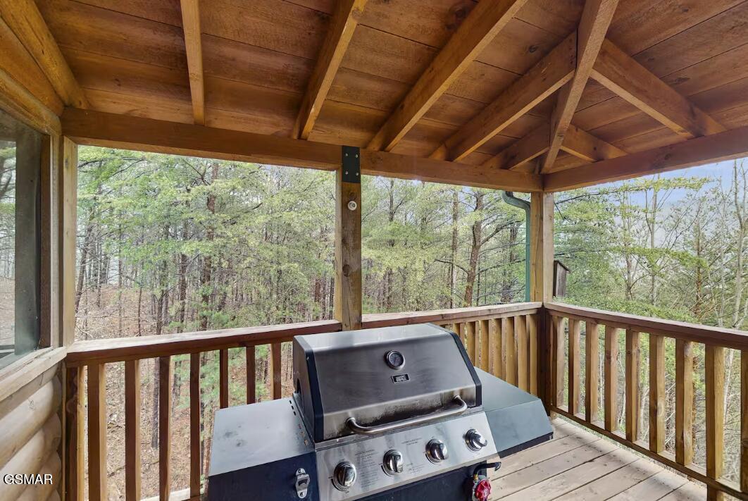 2963 Little Cub Way Sevierville TN 37862