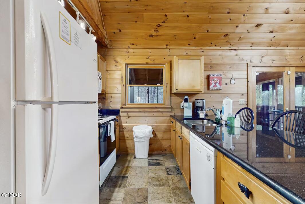 2963 Little Cub Way Sevierville TN 37862