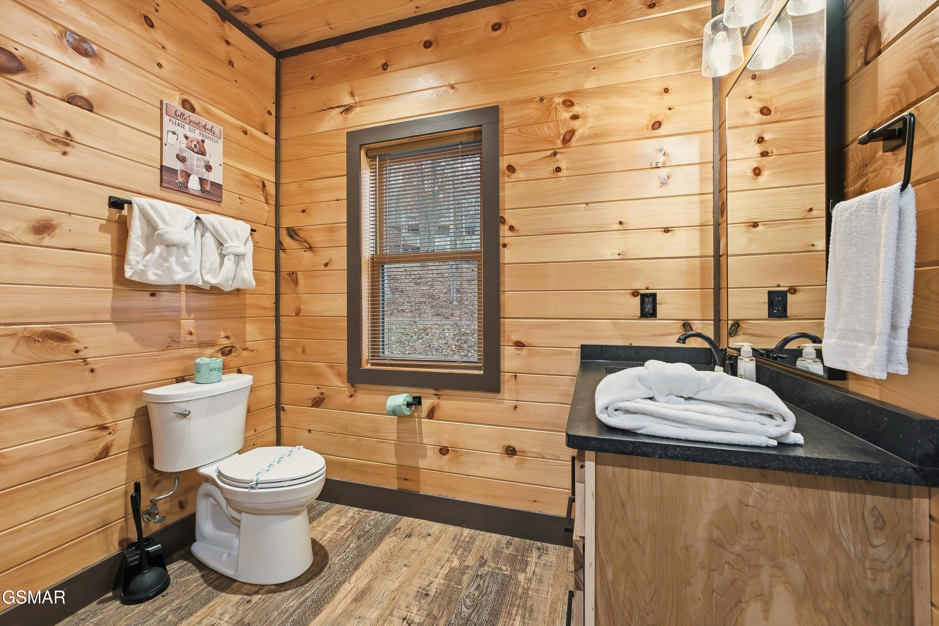 1104 Laddie Buck Lane Gatlinburg TN 37738