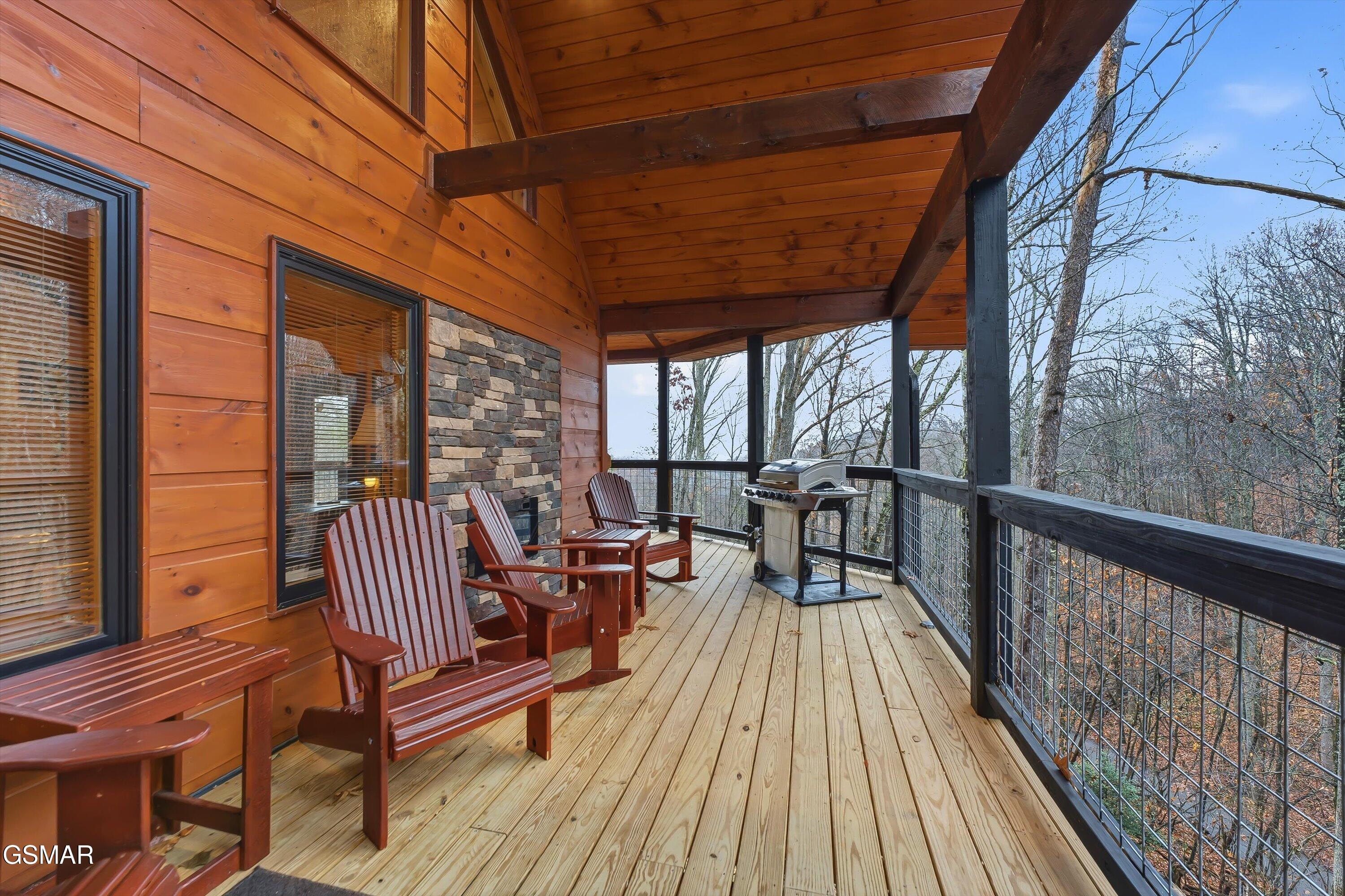 1104 Laddie Buck Lane Gatlinburg TN 37738