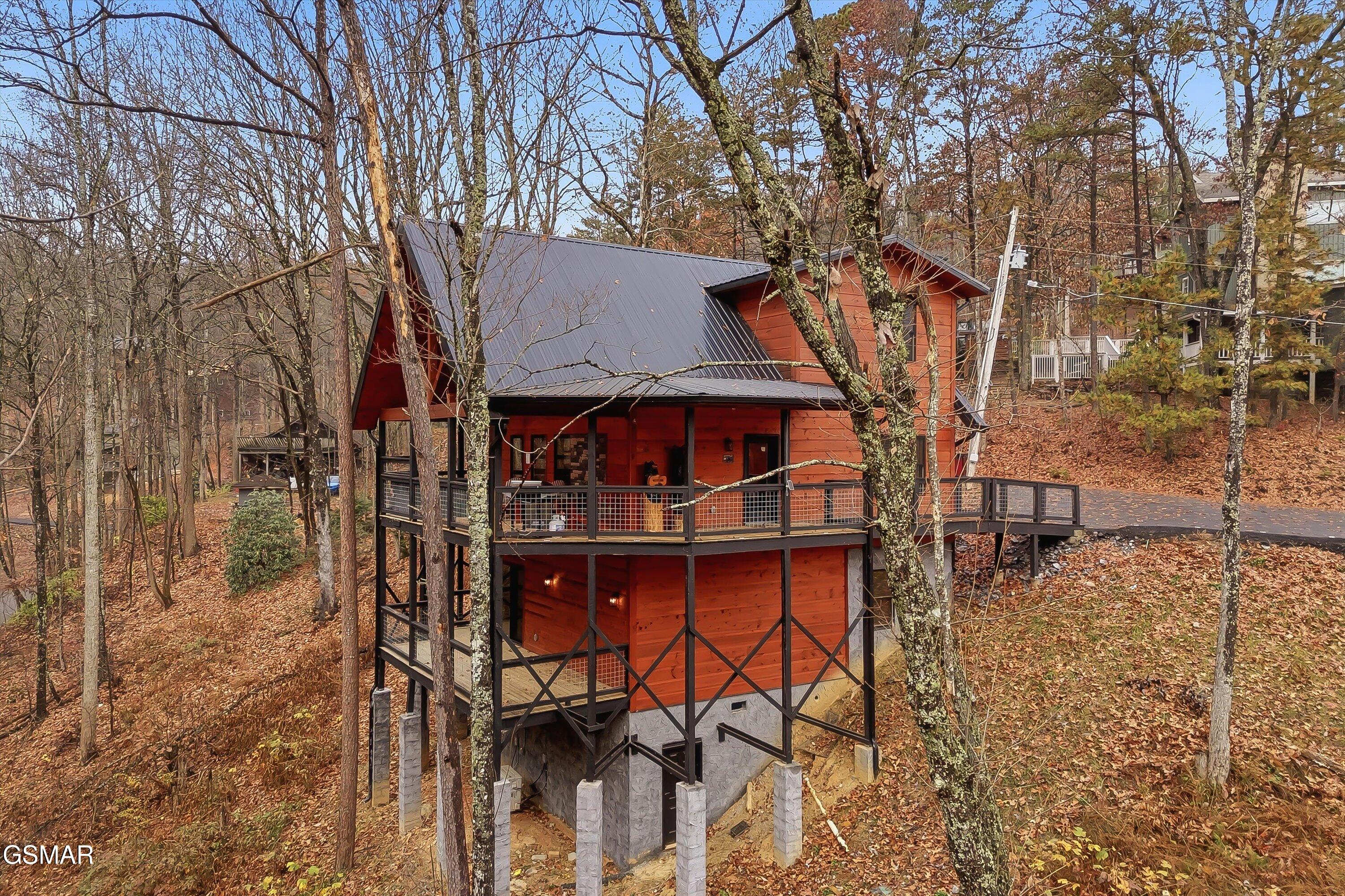 1104 Laddie Buck Lane Gatlinburg TN 37738