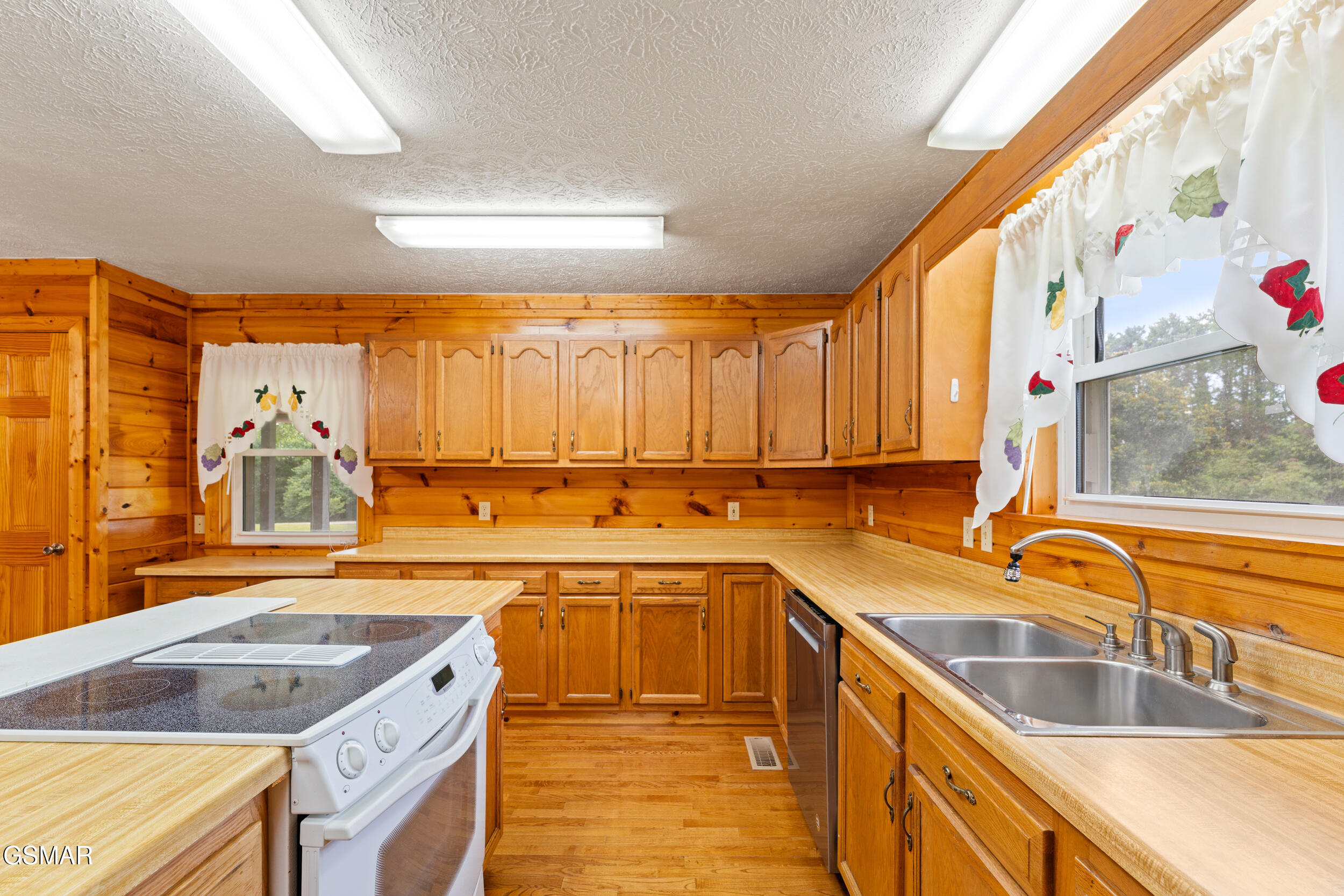7197 Old Tuckaleechee Road Townsend TN 37882
