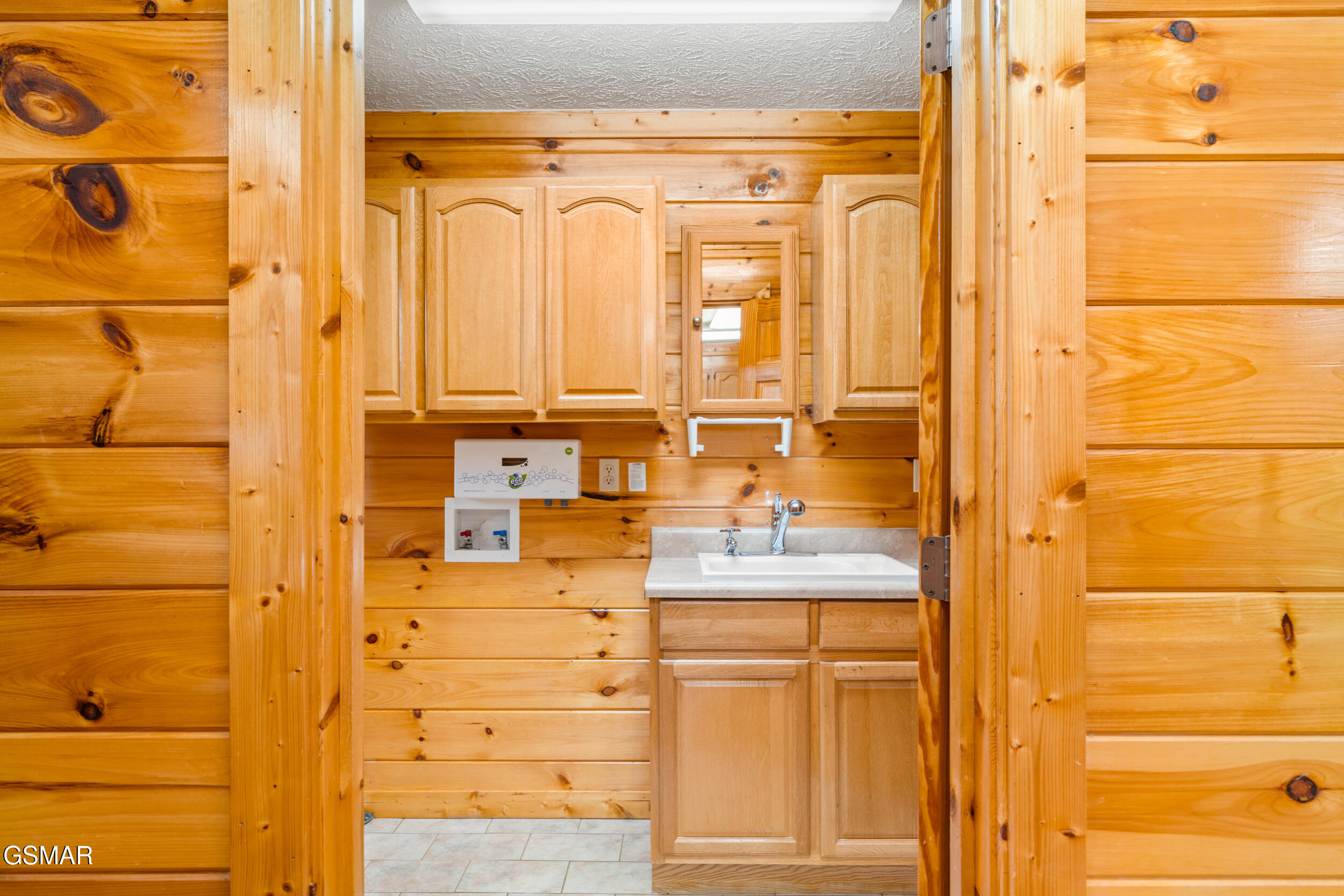 7197 Old Tuckaleechee Road Townsend TN 37882
