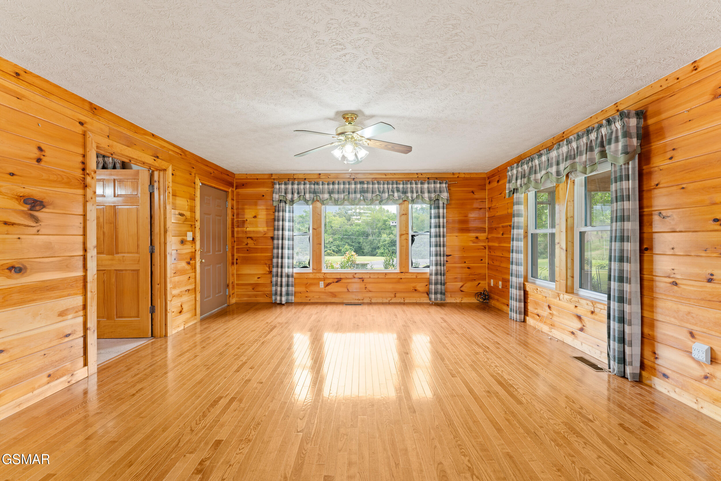 7197 Old Tuckaleechee Road Townsend TN 37882