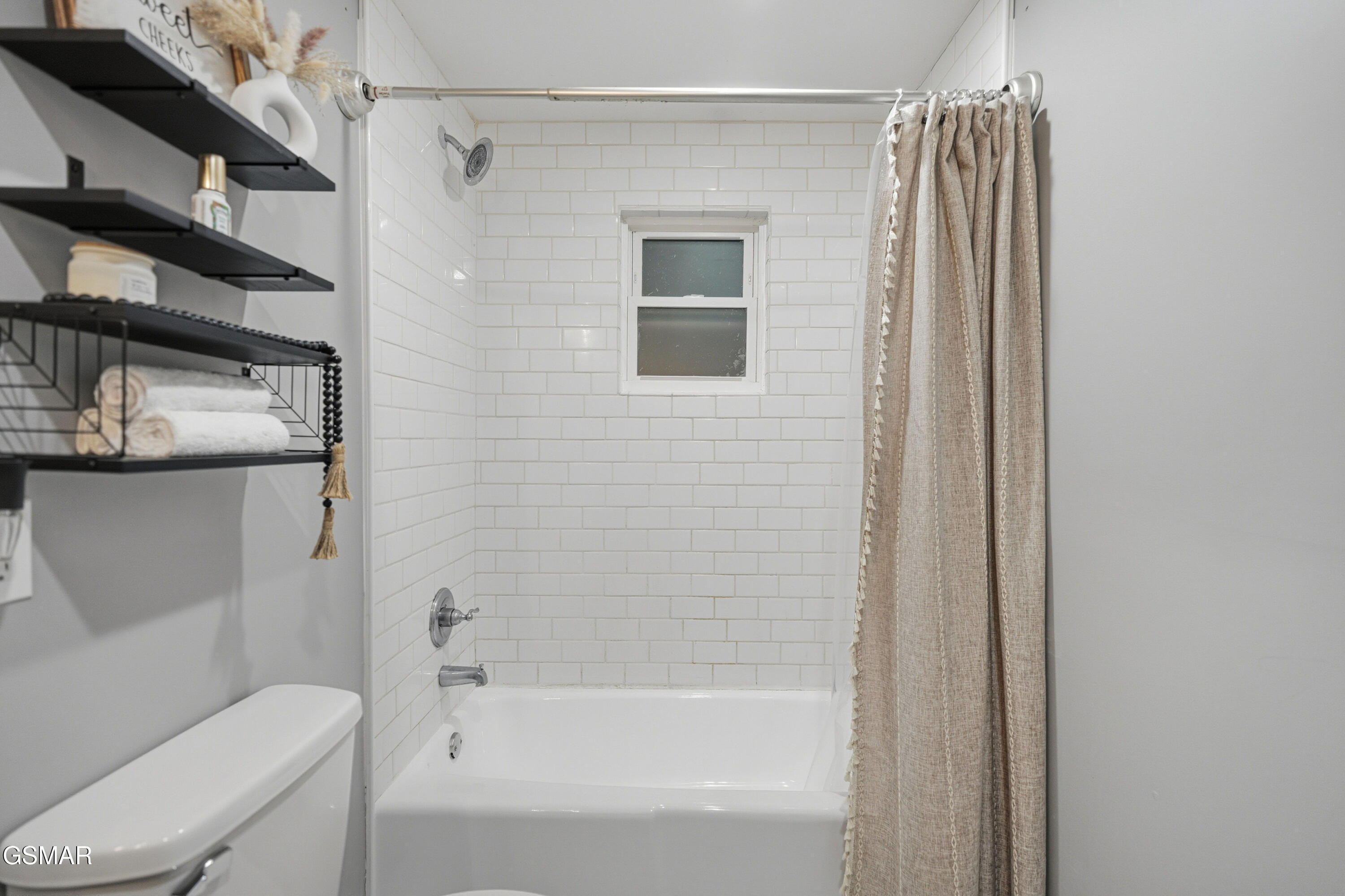 335 Fenway Drive Pigeon Forge TN 37863