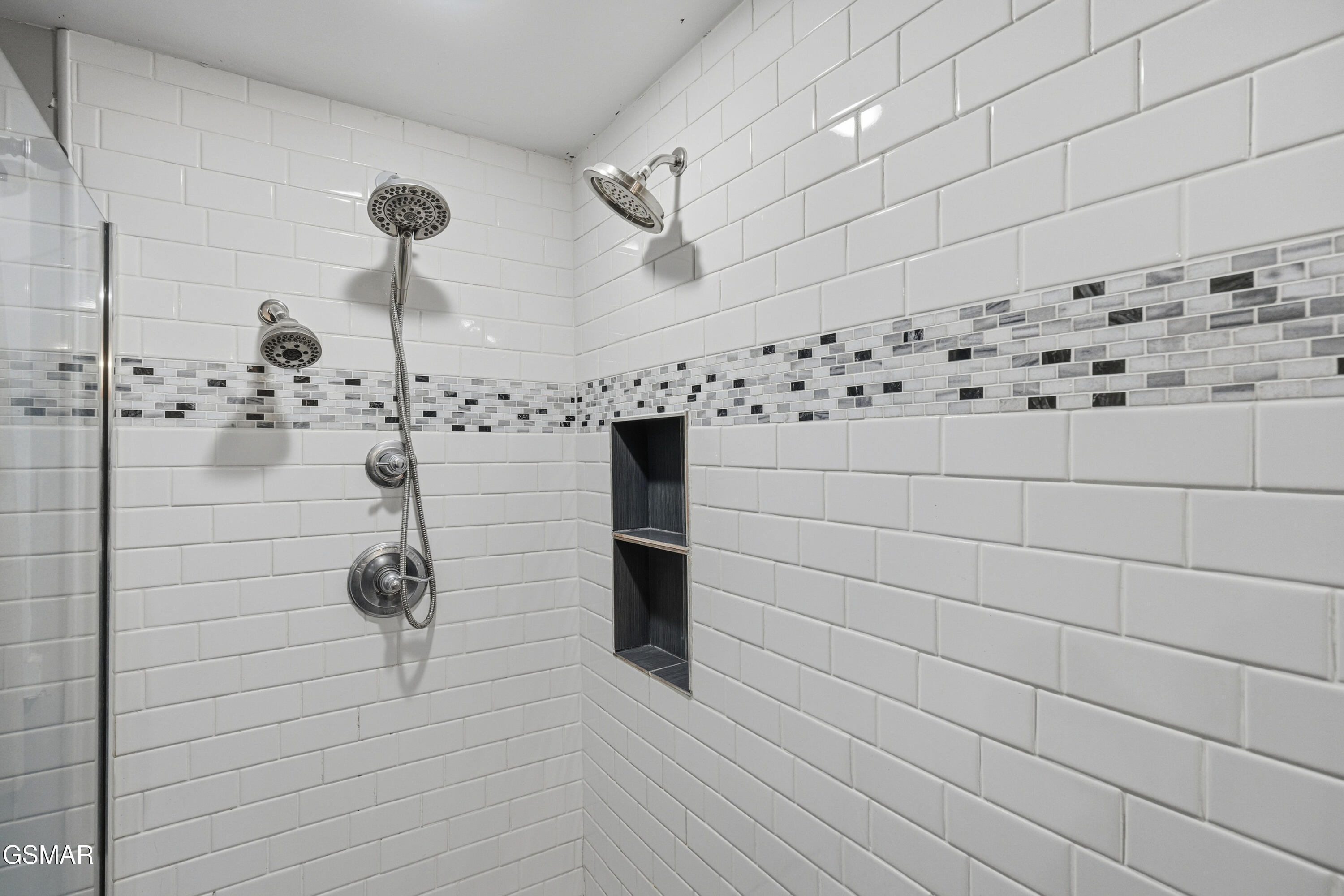 335 Fenway Drive Pigeon Forge TN 37863