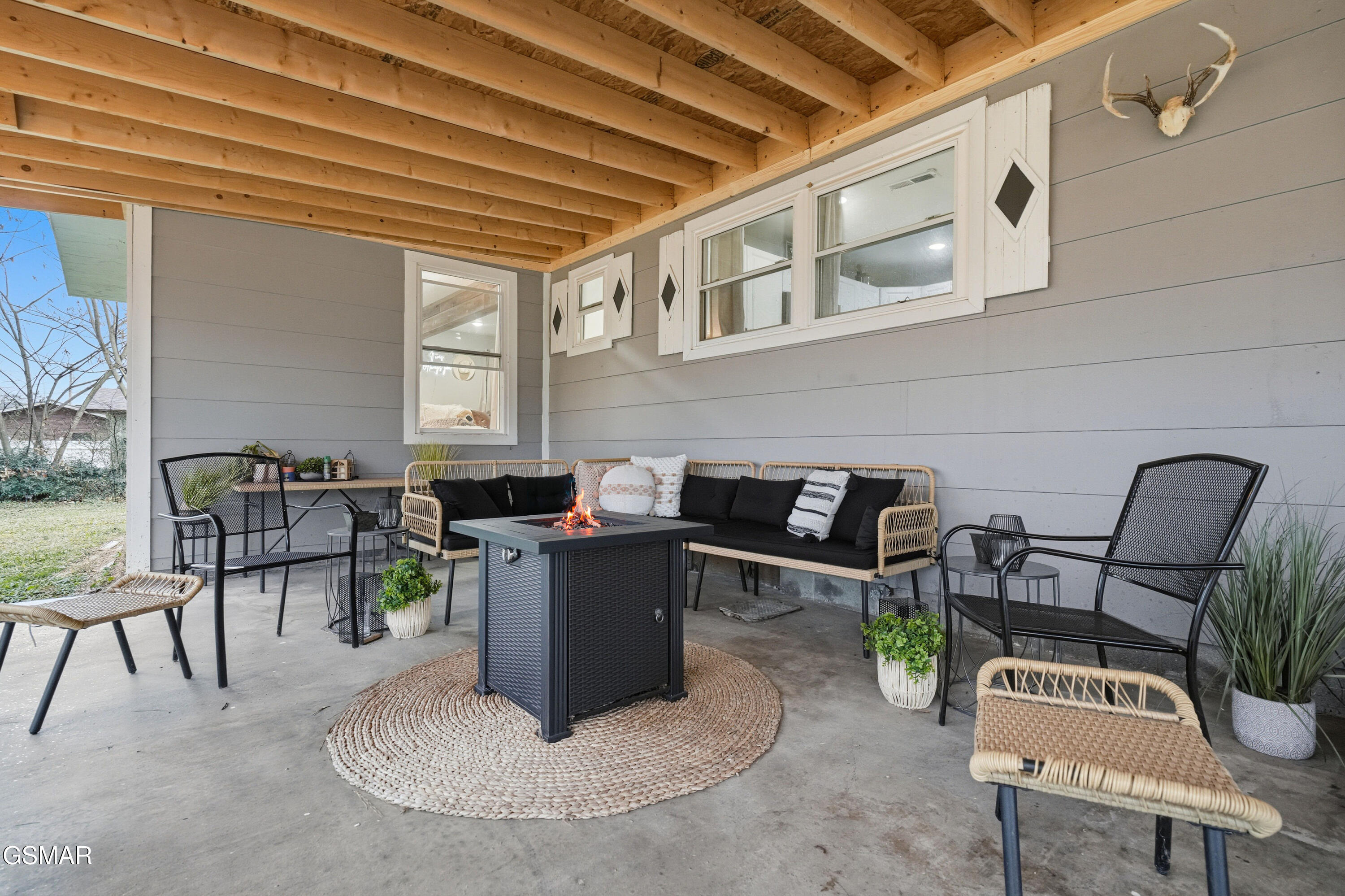 335 Fenway Drive Pigeon Forge TN 37863