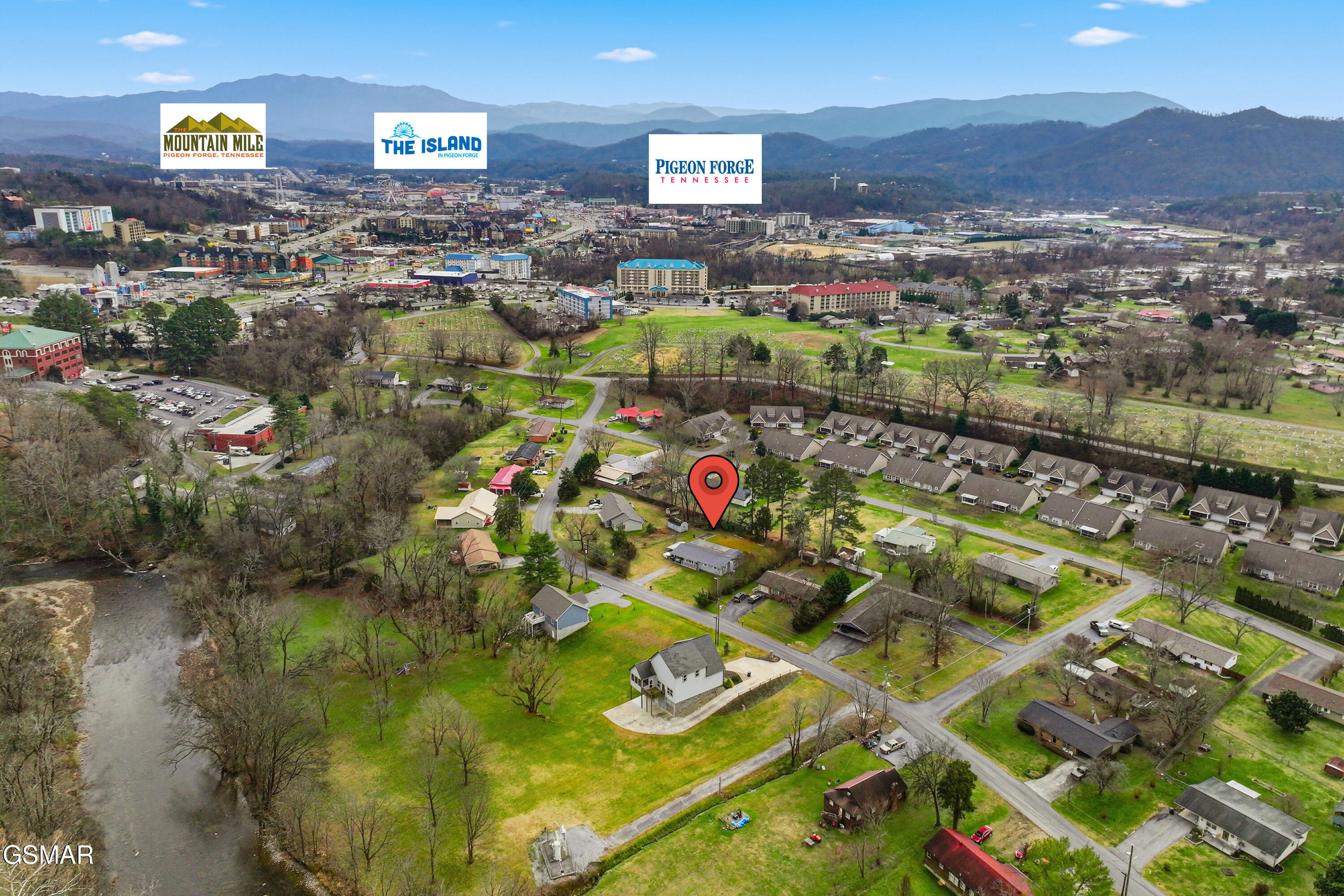 335 Fenway Drive Pigeon Forge TN 37863