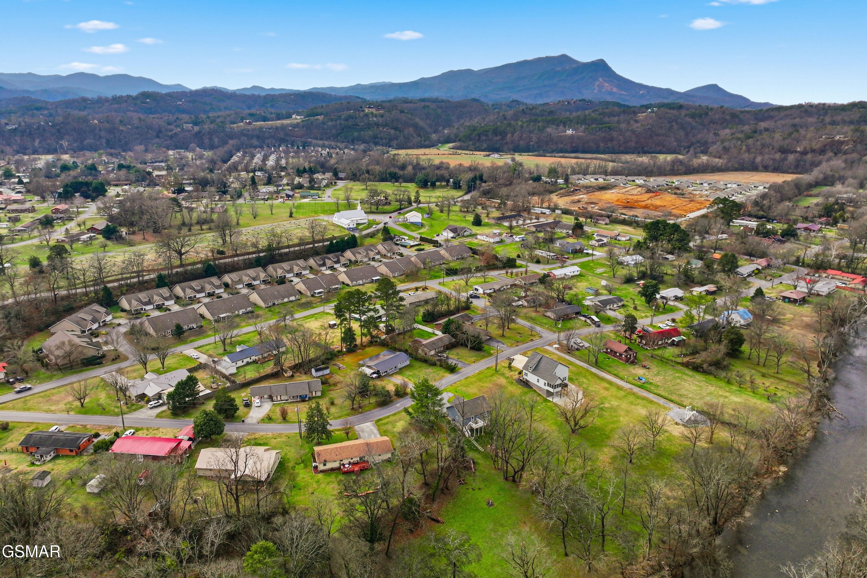 335 Fenway Drive Pigeon Forge TN 37863