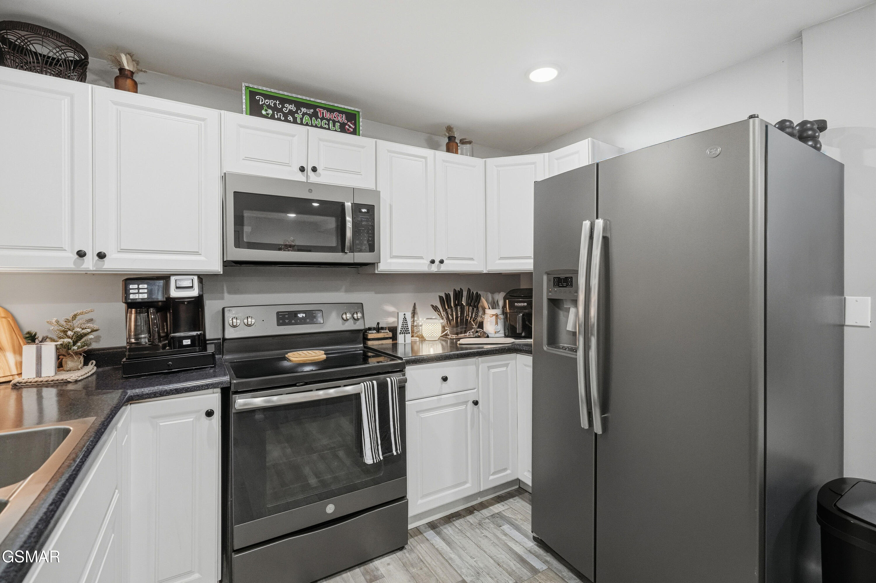 335 Fenway Drive Pigeon Forge TN 37863