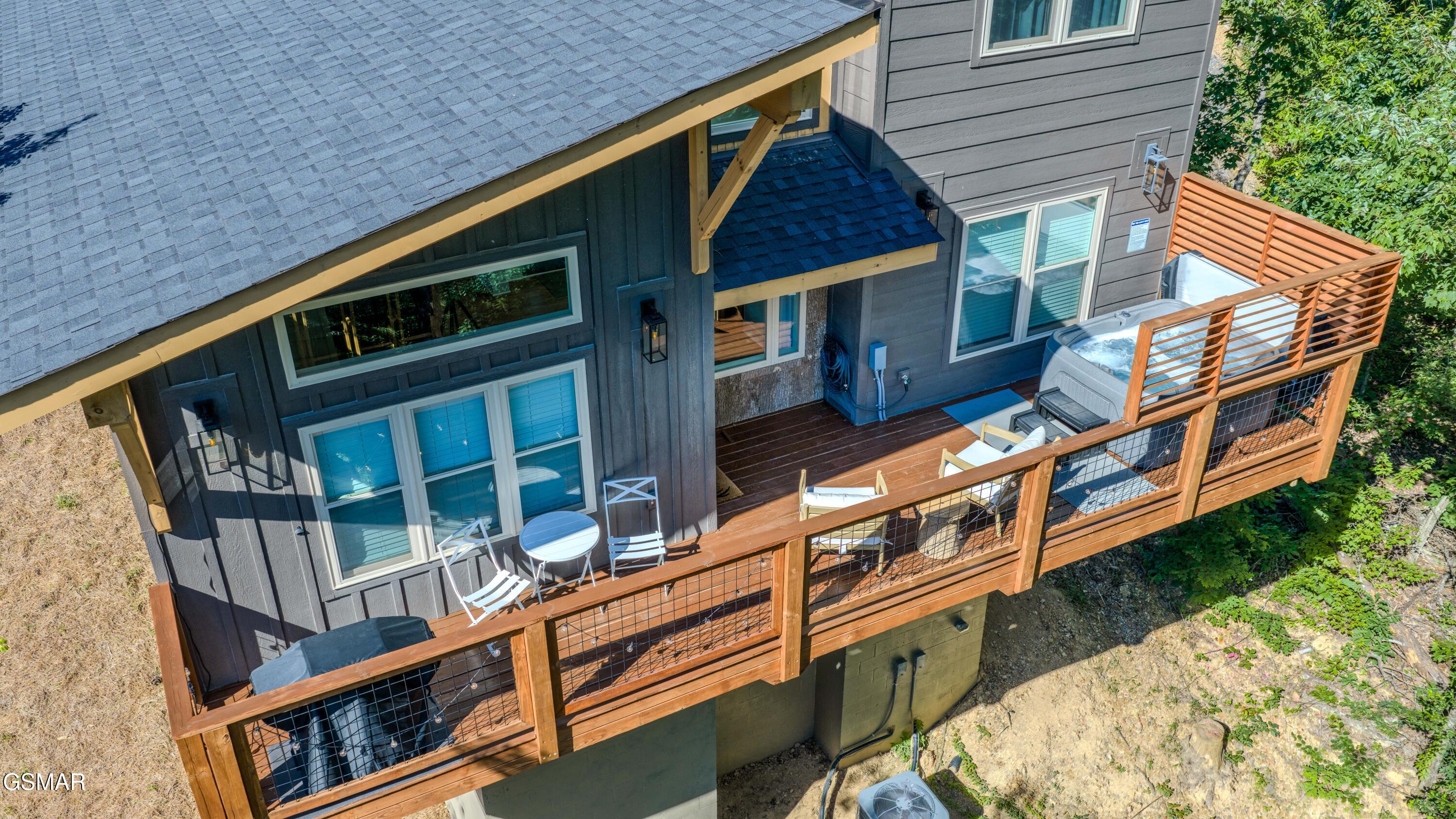2385 Forge Hideaway Loop Pigeon Forge TN 37863