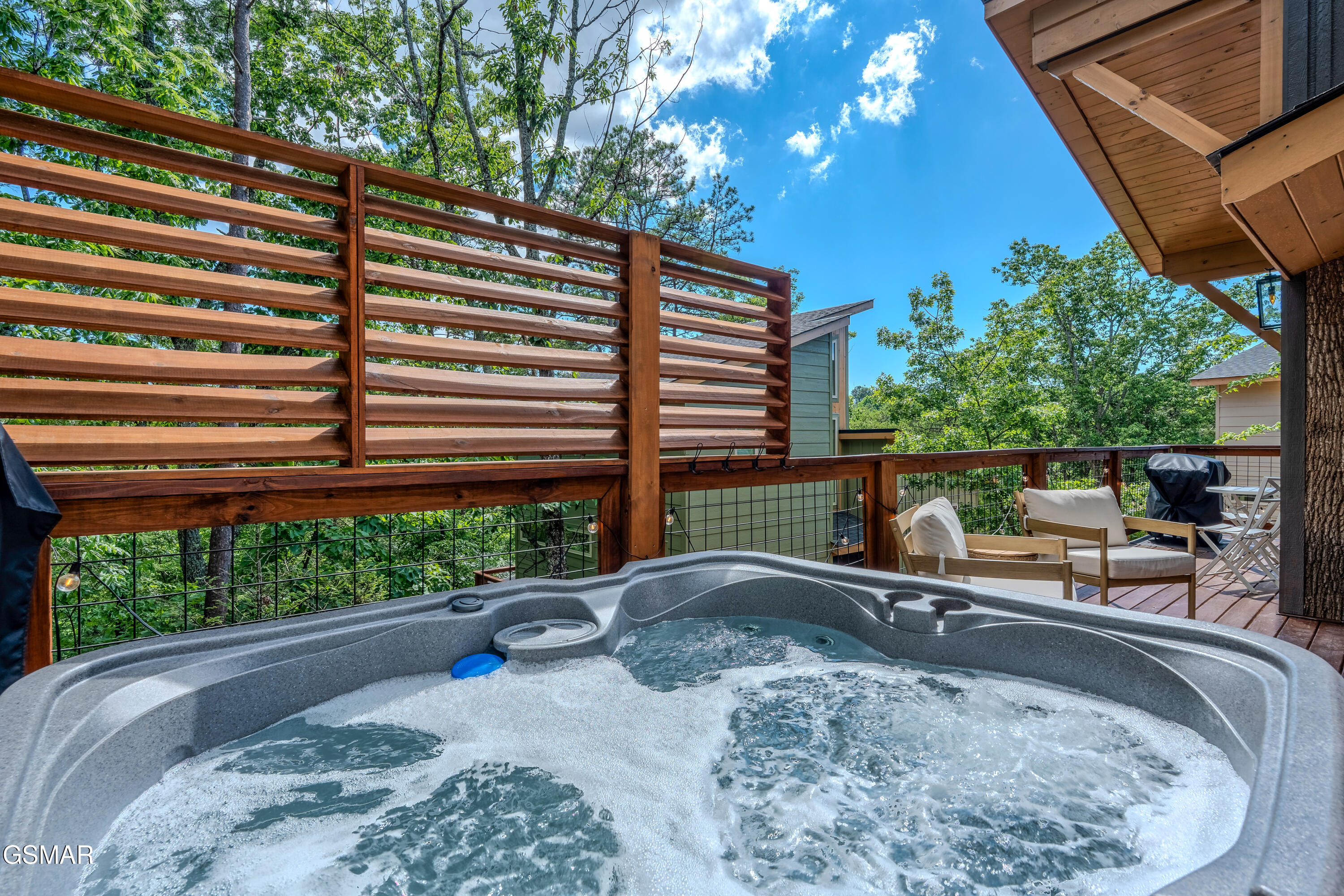 2385 Forge Hideaway Loop Pigeon Forge TN 37863