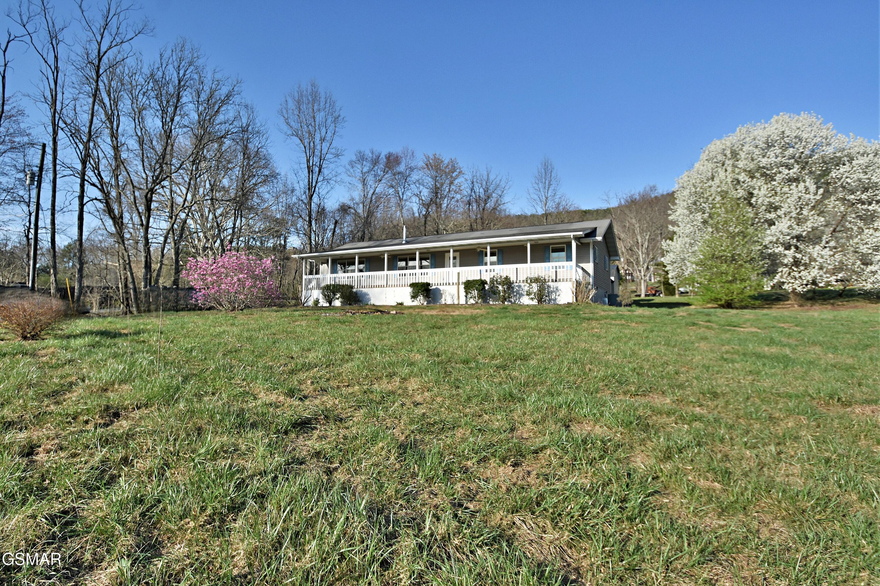 2737 Clabo Road Sevierville TN 37862