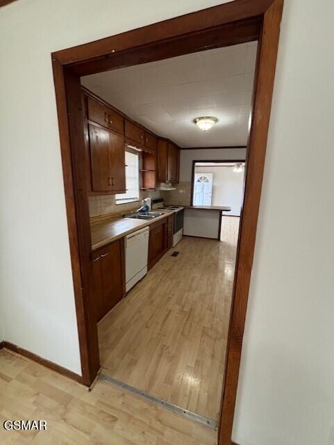 346 W Dumplin Valley Road Kodak TN 37764