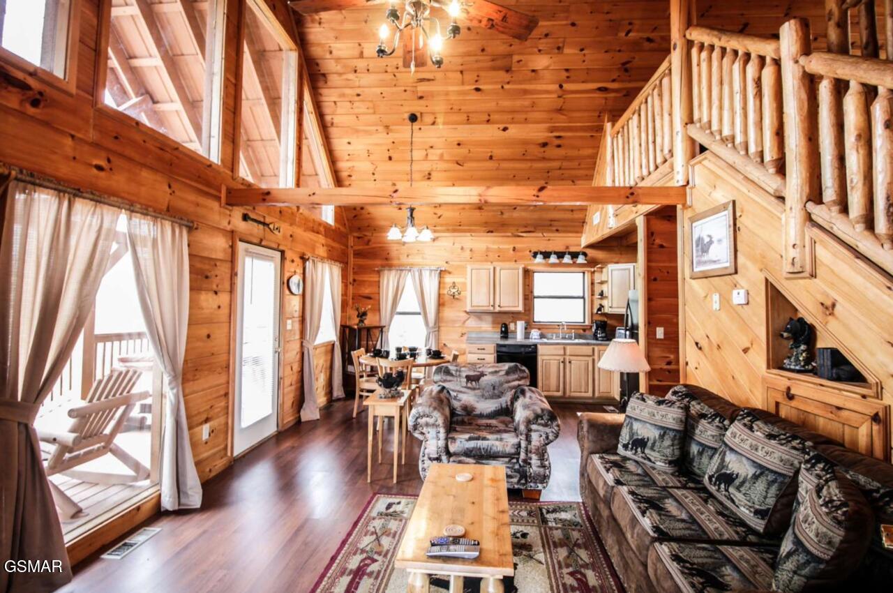 2062 Bird Ridge Road Sevierville TN 37876