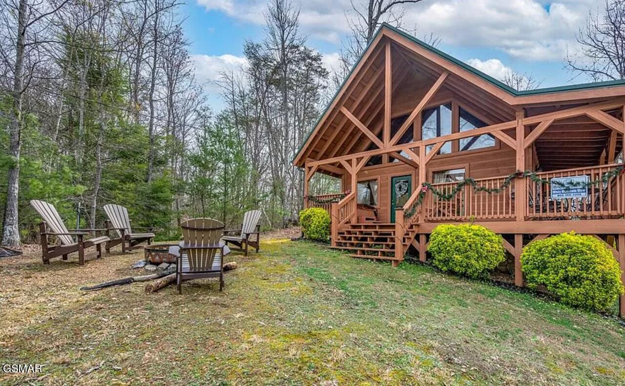 2062 Bird Ridge Road Sevierville TN 37876