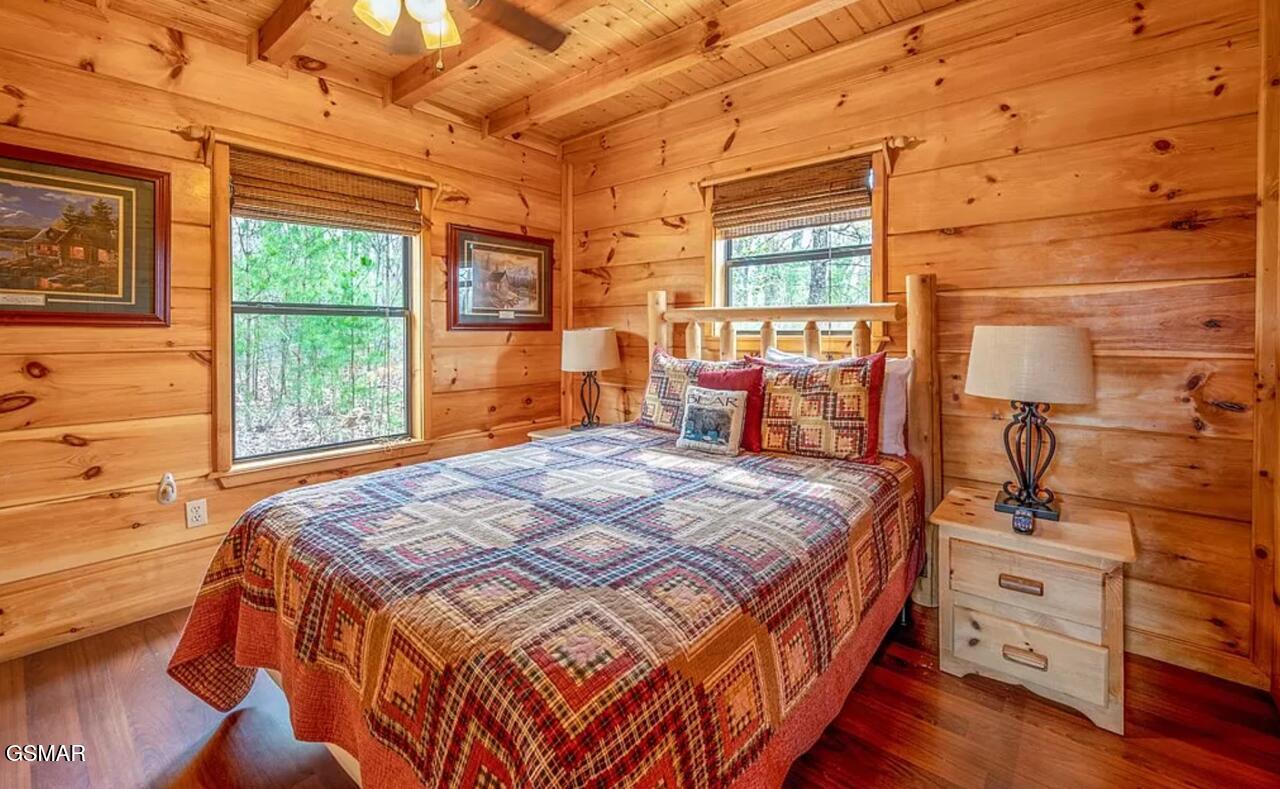 2062 Bird Ridge Road Sevierville TN 37876