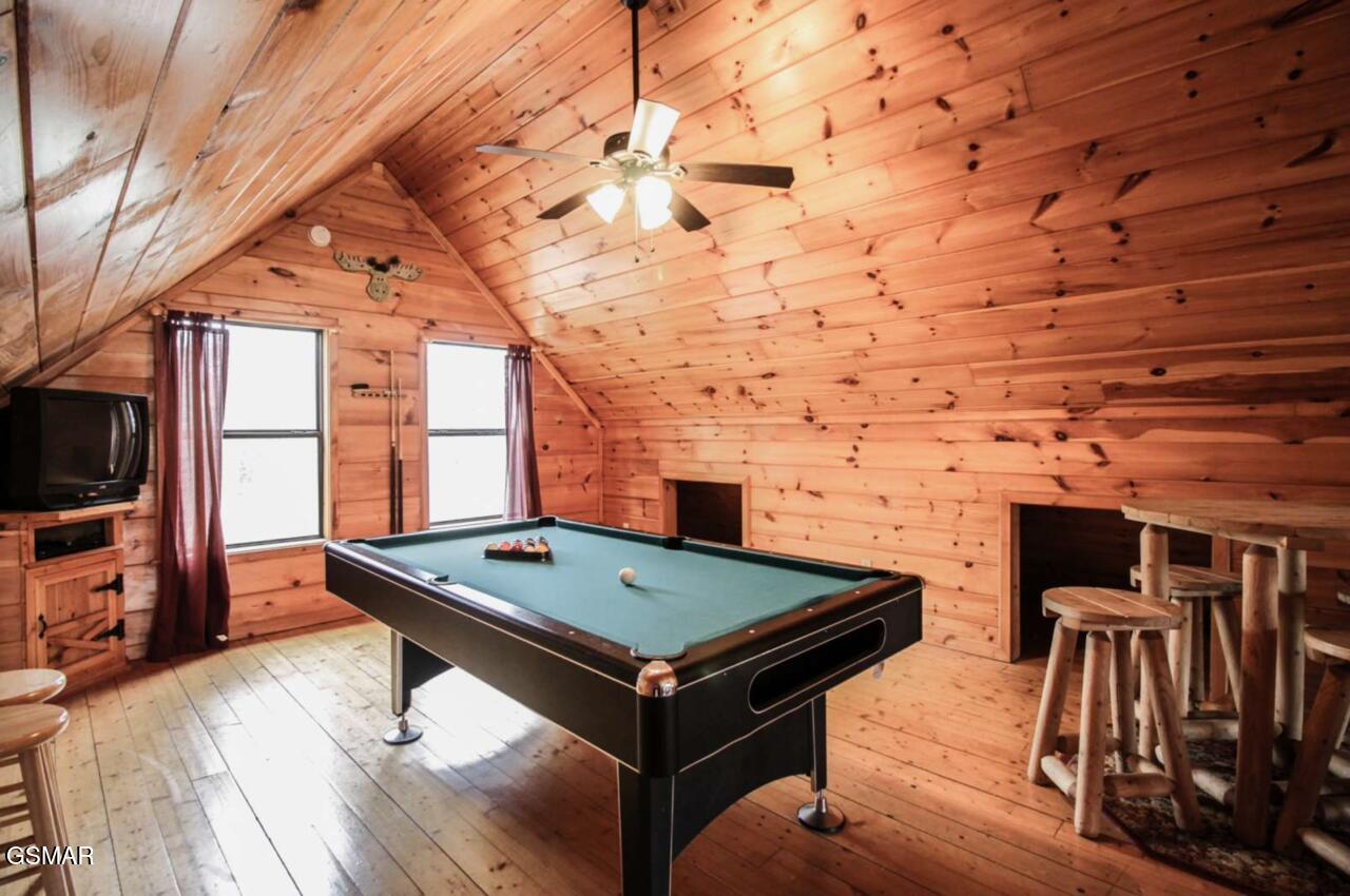 2062 Bird Ridge Road Sevierville TN 37876