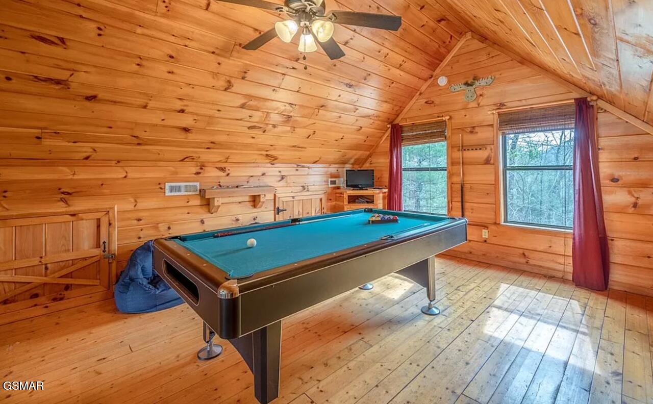 2062 Bird Ridge Road Sevierville TN 37876