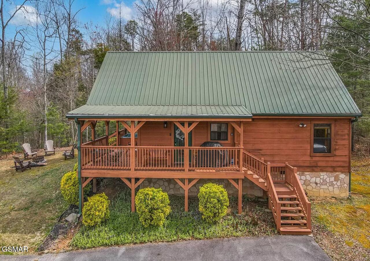 2062 Bird Ridge Road Sevierville TN 37876