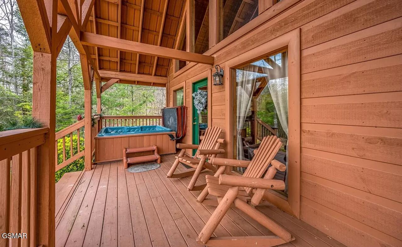 2062 Bird Ridge Road Sevierville TN 37876
