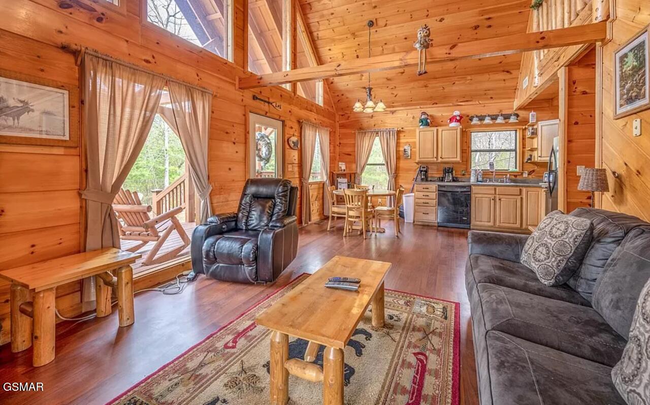 2062 Bird Ridge Road Sevierville TN 37876