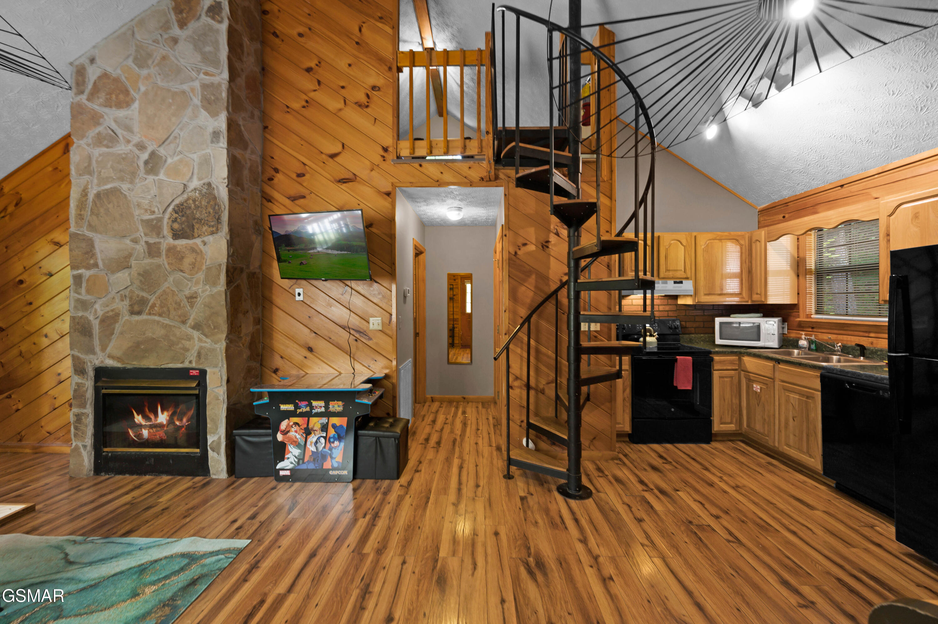 1503 Squirrel Nest Way Sevierville TN 37876