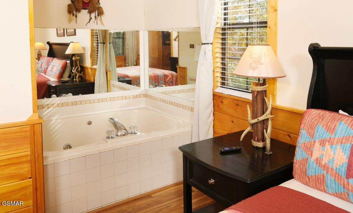 617 Iron Mountain Road Pigeon Forge TN 37863
