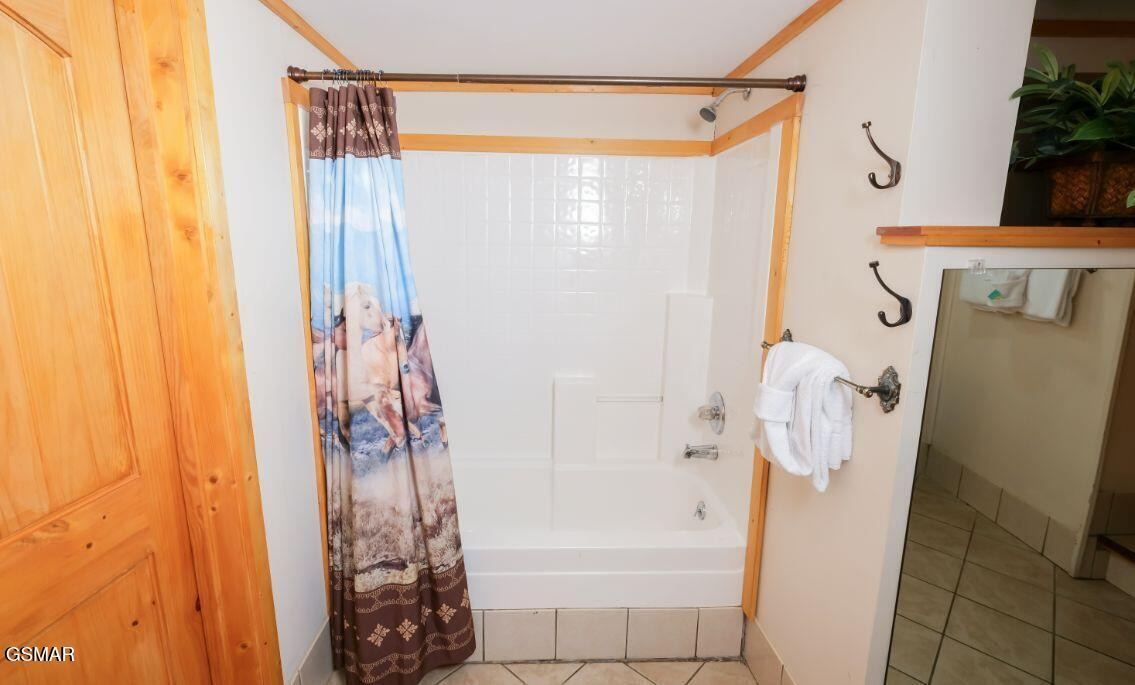 617 Iron Mountain Road Pigeon Forge TN 37863