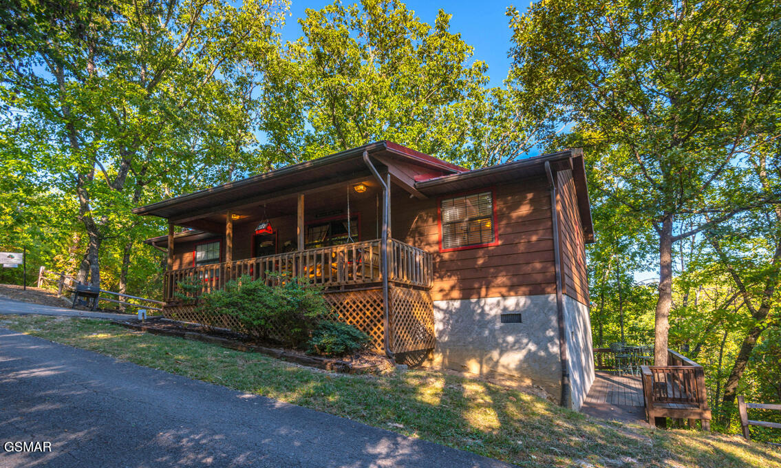 617 Iron Mountain Road Pigeon Forge TN 37863