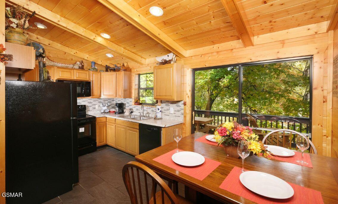 617 Iron Mountain Road Pigeon Forge TN 37863