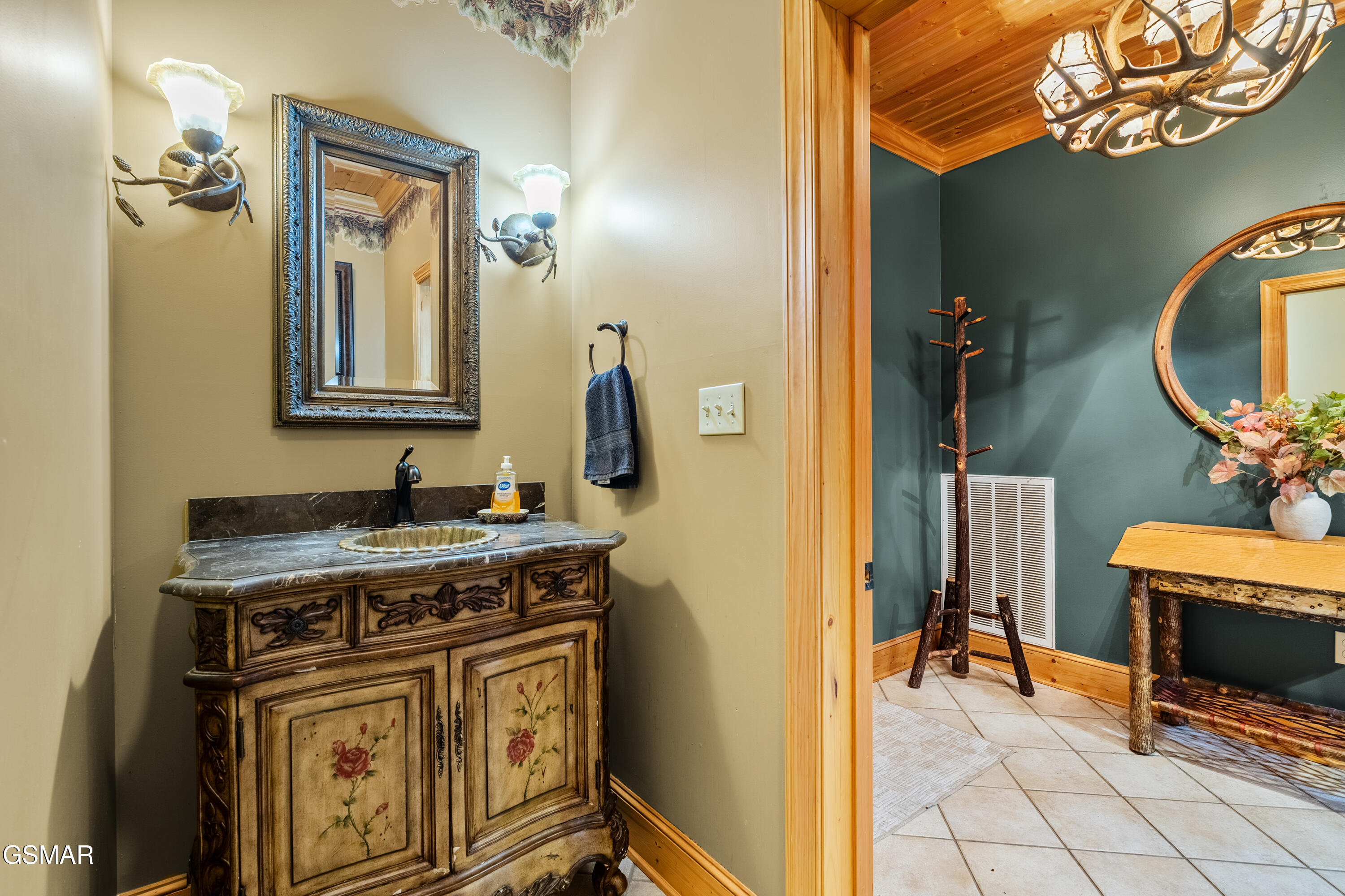 415 Matterhorn Drive Gatlinburg TN 37738